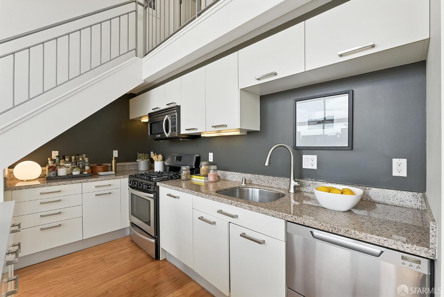 Photo #13: 425057988 Listing: Photo #13