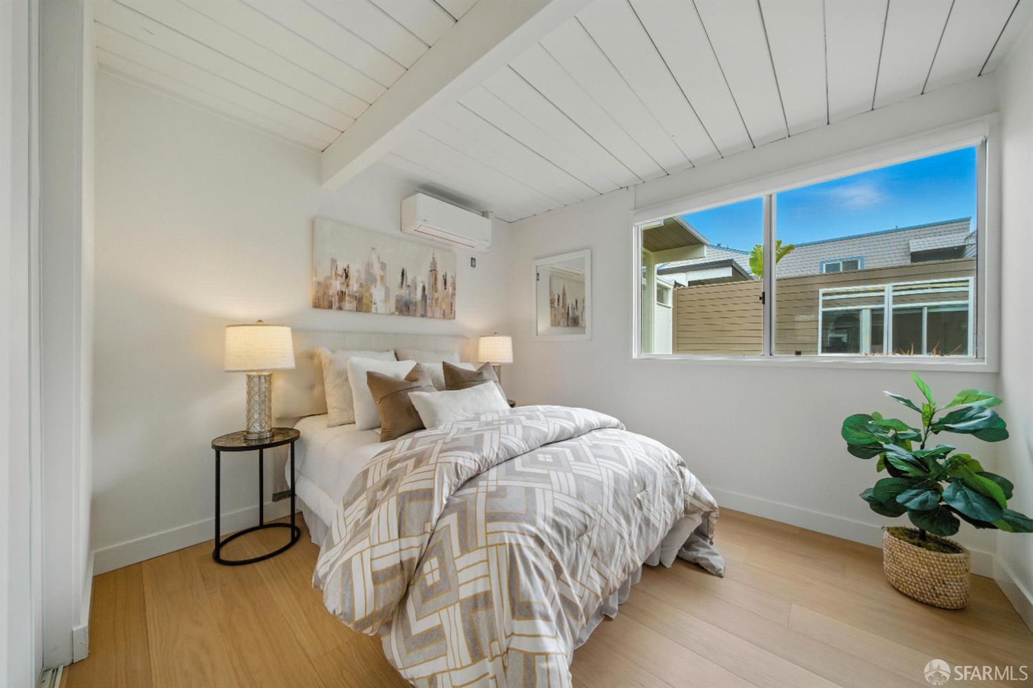 Detail Gallery Image 29 of 41 For 29 Cameo Way, San Francisco,  CA 94131 - 4 Beds | 2/1 Baths