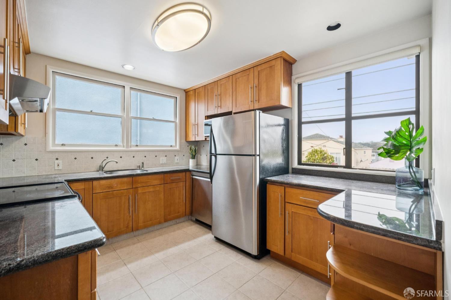 Detail Gallery Image 21 of 50 For 36 Eastgate Dr, Daly City,  CA 94015 - 2 Beds | 1/1 Baths