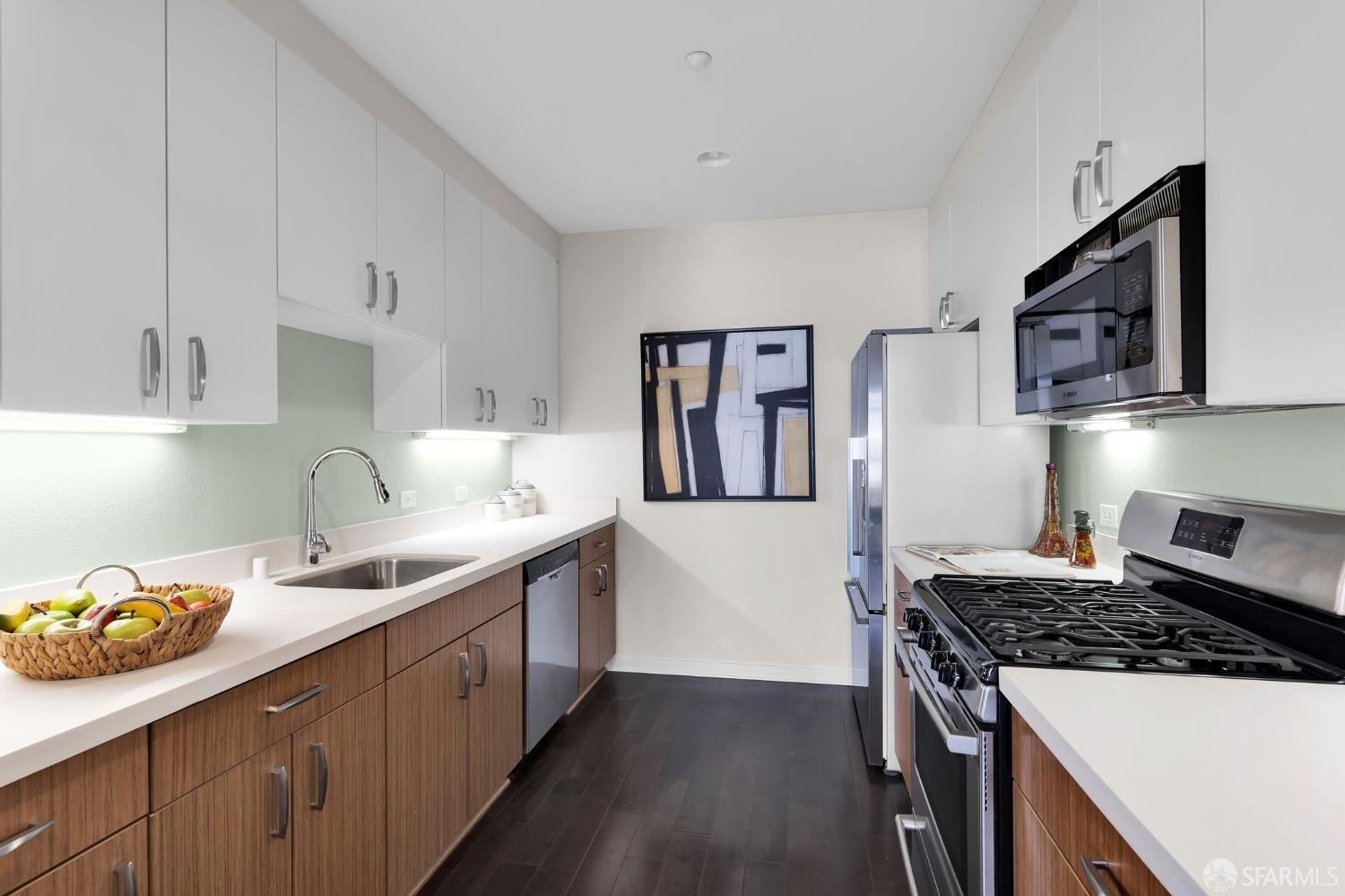 Detail Gallery Image 8 of 23 For 555 Bartlett St #416,  San Francisco,  CA 94110 - 1 Beds | 1 Baths