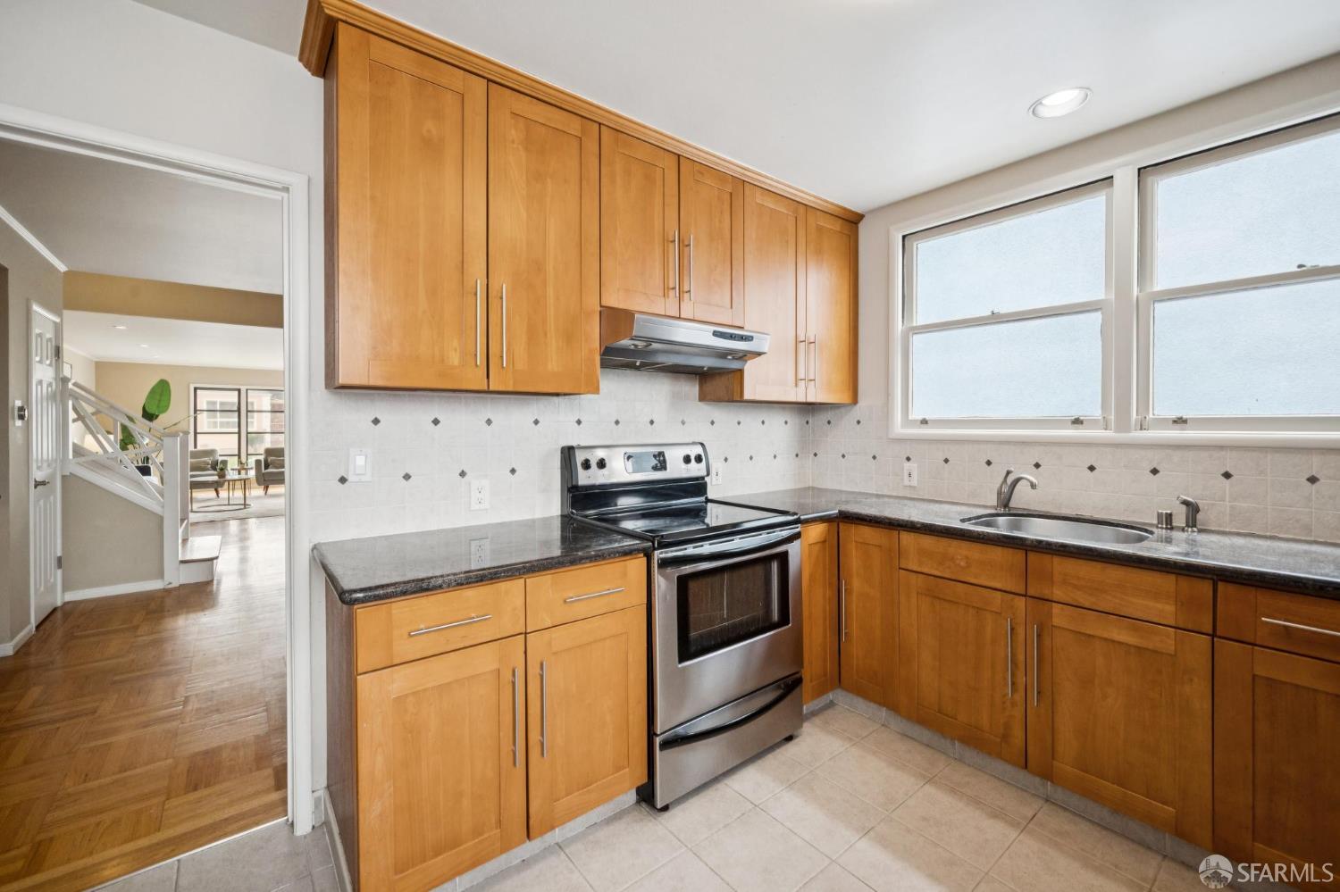 Detail Gallery Image 23 of 50 For 36 Eastgate Dr, Daly City,  CA 94015 - 2 Beds | 1/1 Baths
