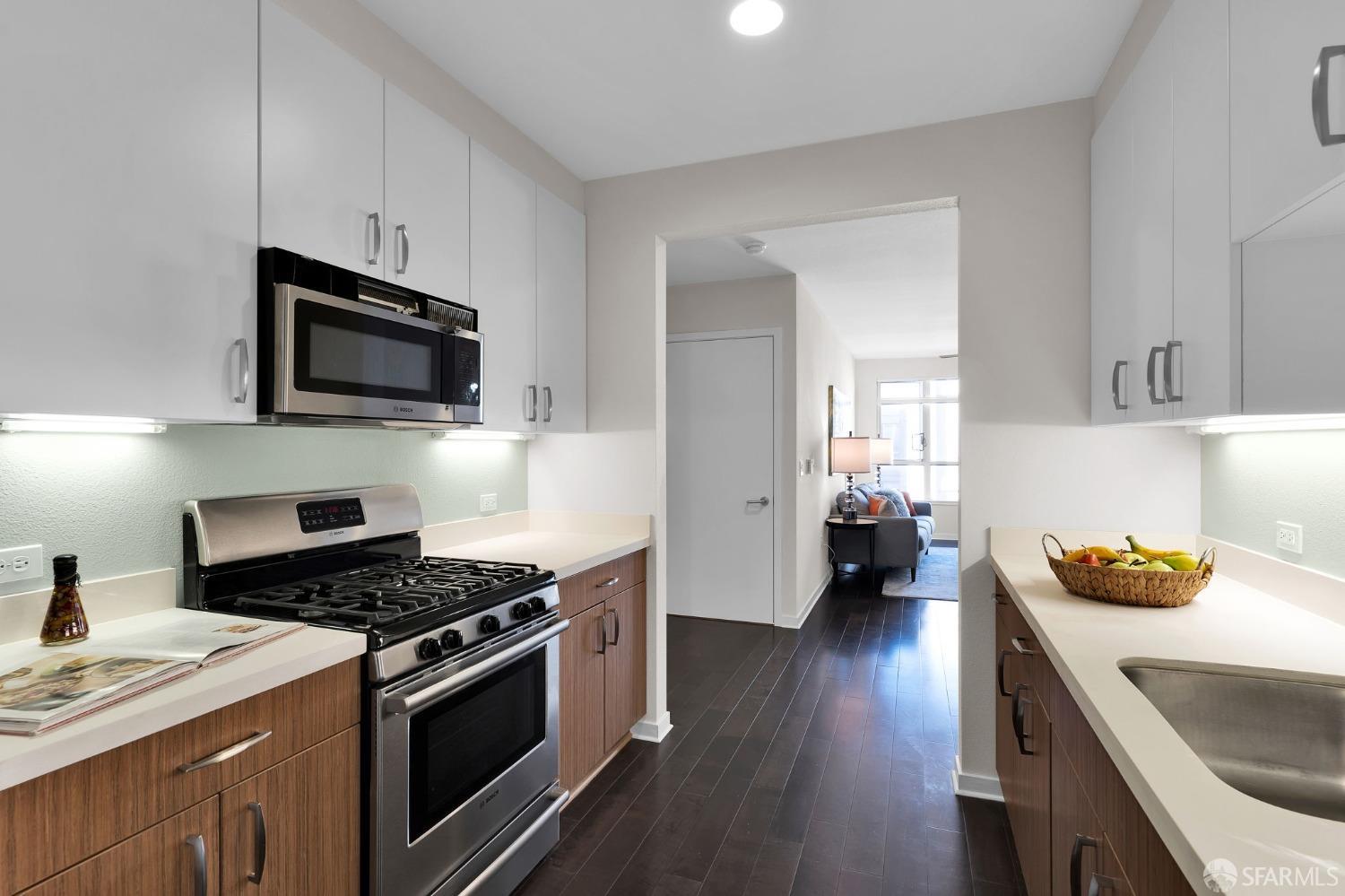 Detail Gallery Image 7 of 23 For 555 Bartlett St #416,  San Francisco,  CA 94110 - 1 Beds | 1 Baths