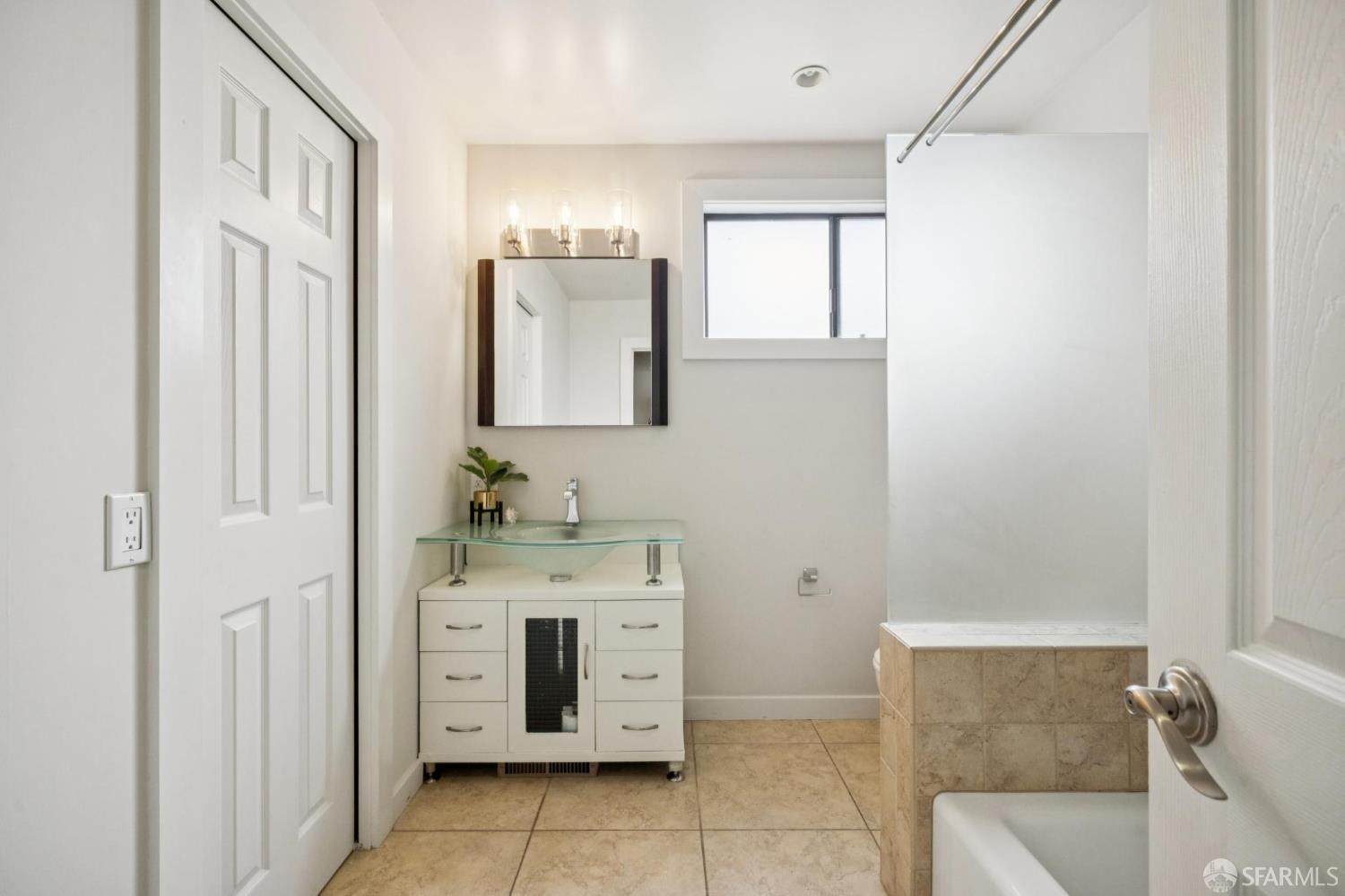 Detail Gallery Image 32 of 50 For 36 Eastgate Dr, Daly City,  CA 94015 - 2 Beds | 1/1 Baths