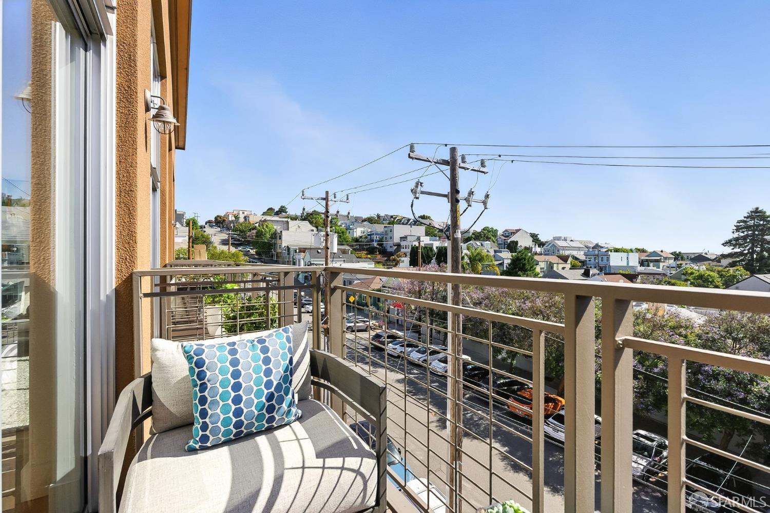 Photo #8: 425057988 Listing: Photo #8