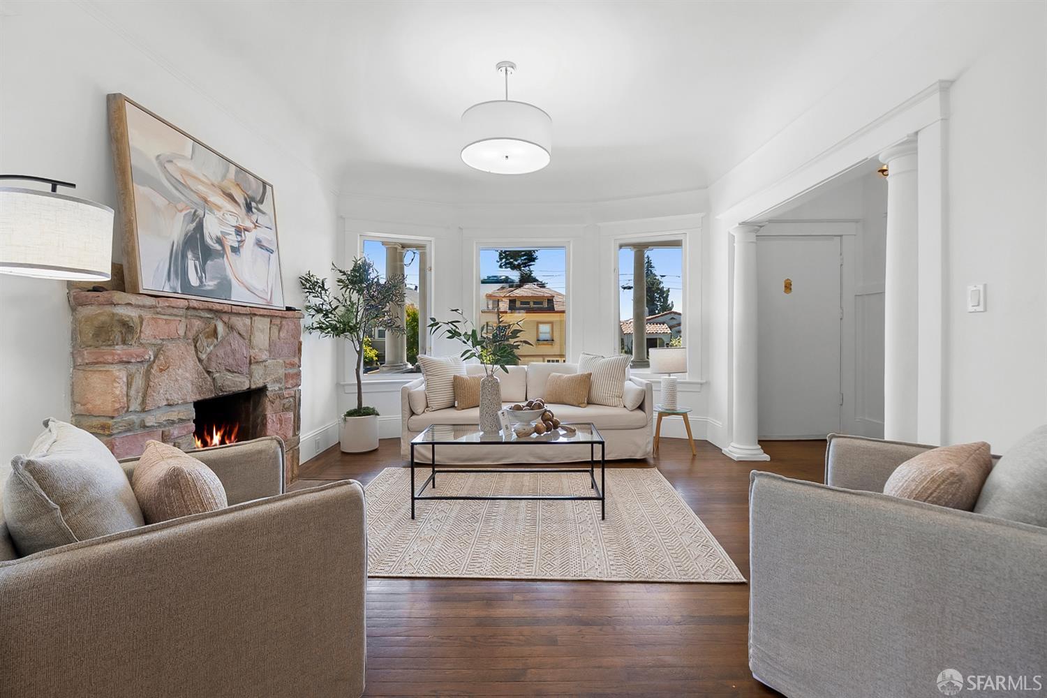 Detail Gallery Image 6 of 41 For 720 61st St, Oakland,  CA 94609 - 5 Beds | 3 Baths