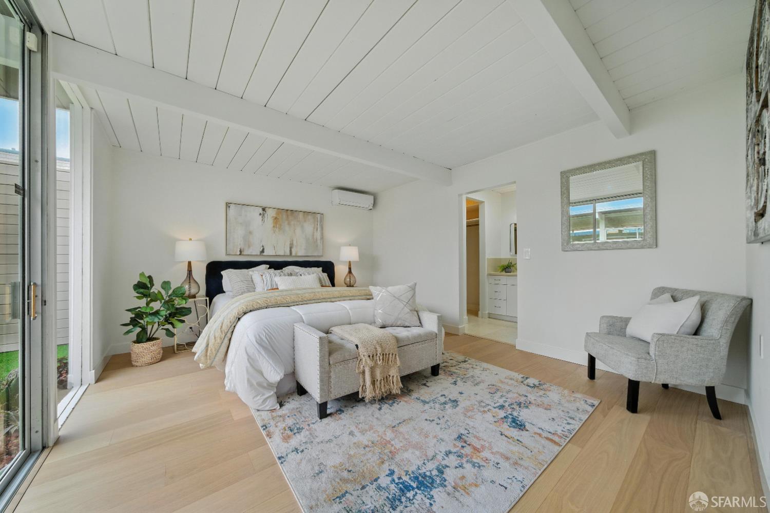 Detail Gallery Image 26 of 41 For 29 Cameo Way, San Francisco,  CA 94131 - 4 Beds | 2/1 Baths