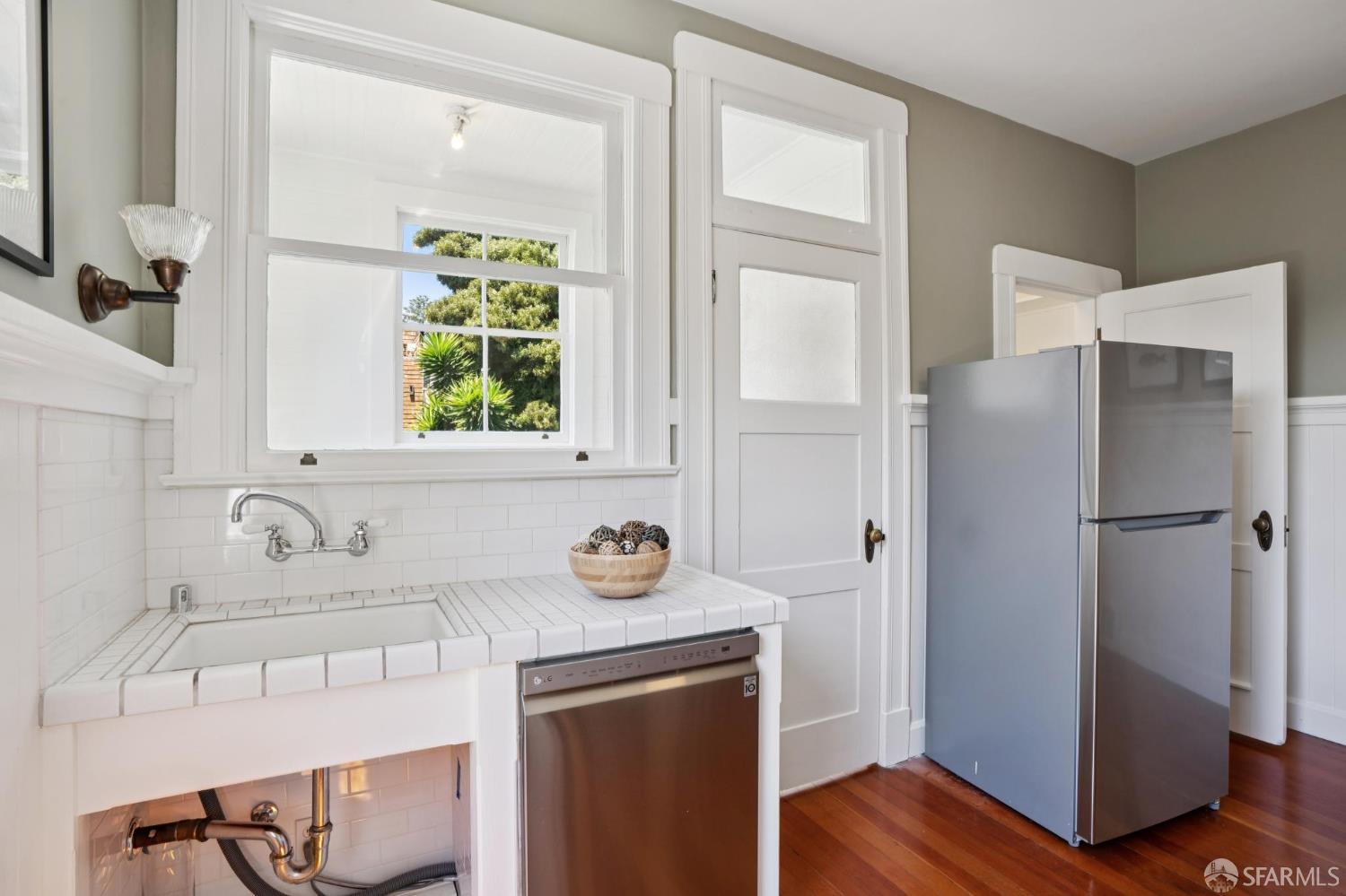 Detail Gallery Image 26 of 45 For 678 Page St, San Francisco,  CA 94117 - 2 Beds | 1 Baths