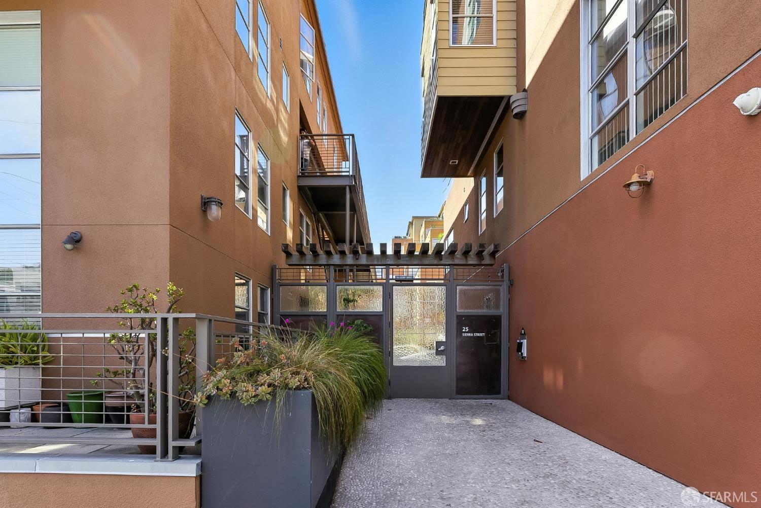 Photo #33: 425057988 Listing: Photo #33