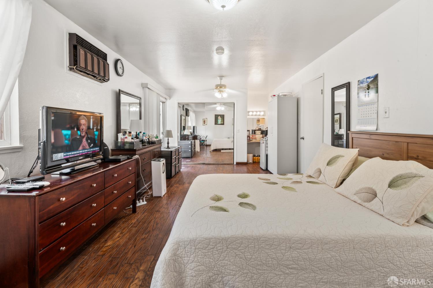 Detail Gallery Image 14 of 40 For 782 Manzanita Ave, Sunnyvale,  CA 94085 - 4 Beds | 2 Baths