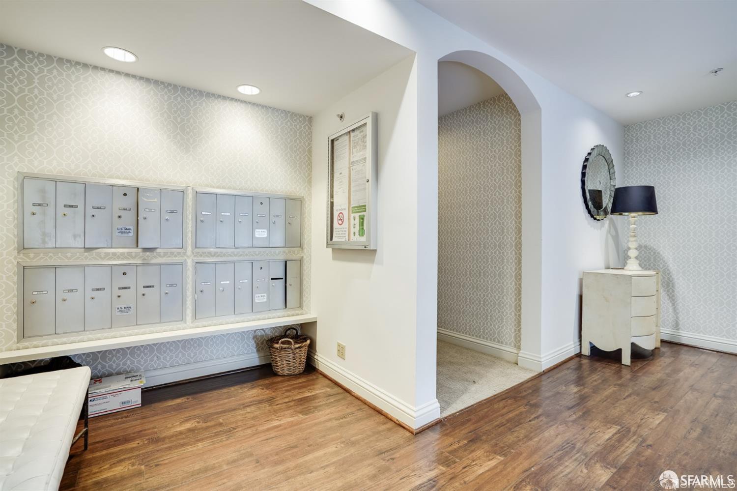 Detail Gallery Image 3 of 14 For 725 Pine St #207,  San Francisco,  CA 94108 - 0 Beds | 1 Baths