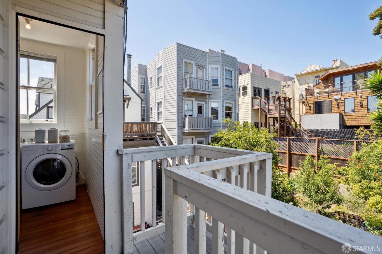 Detail Gallery Image 28 of 45 For 678 Page St, San Francisco,  CA 94117 - 2 Beds | 1 Baths