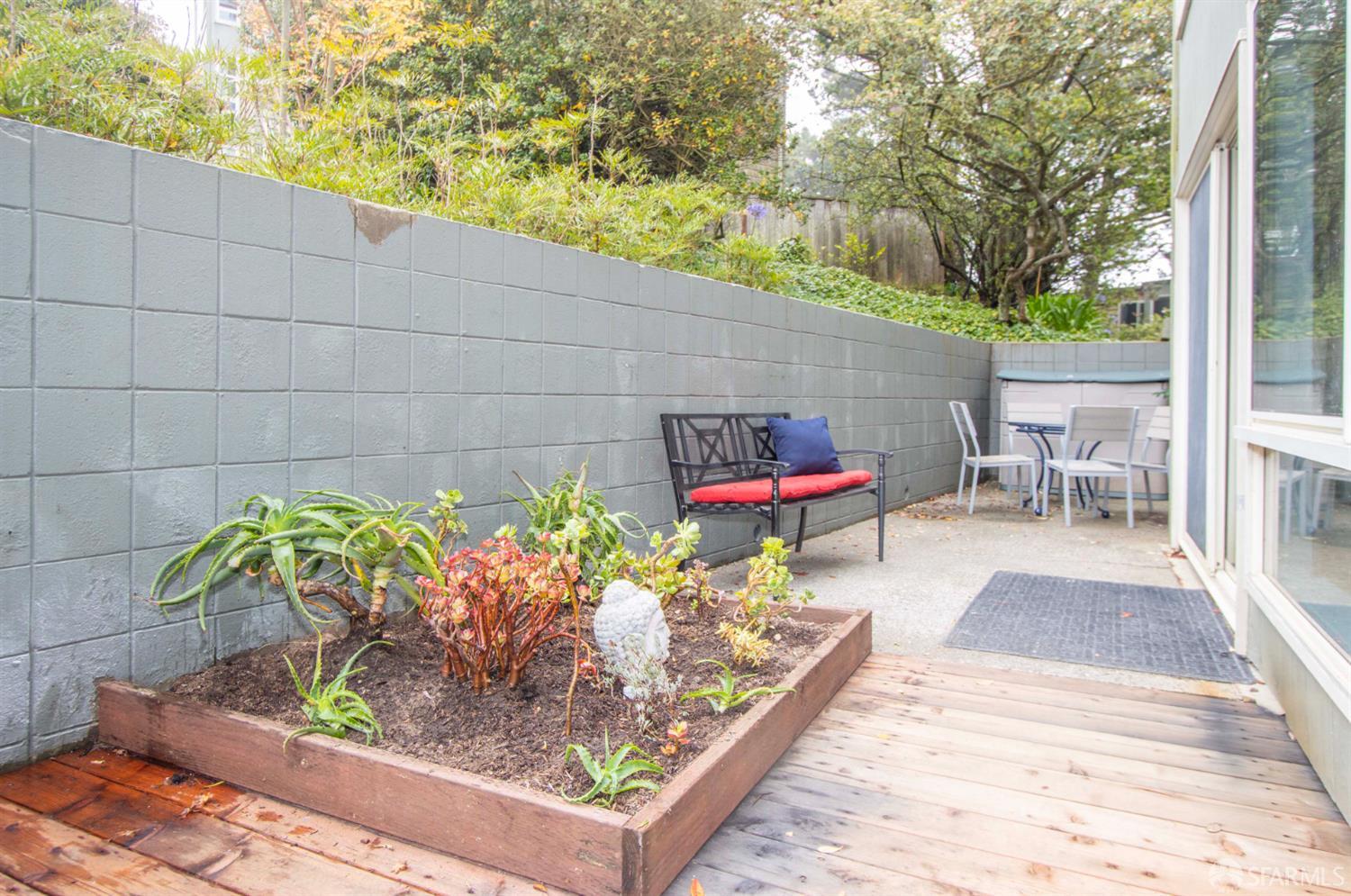 Photo #4: 425060217 Listing 