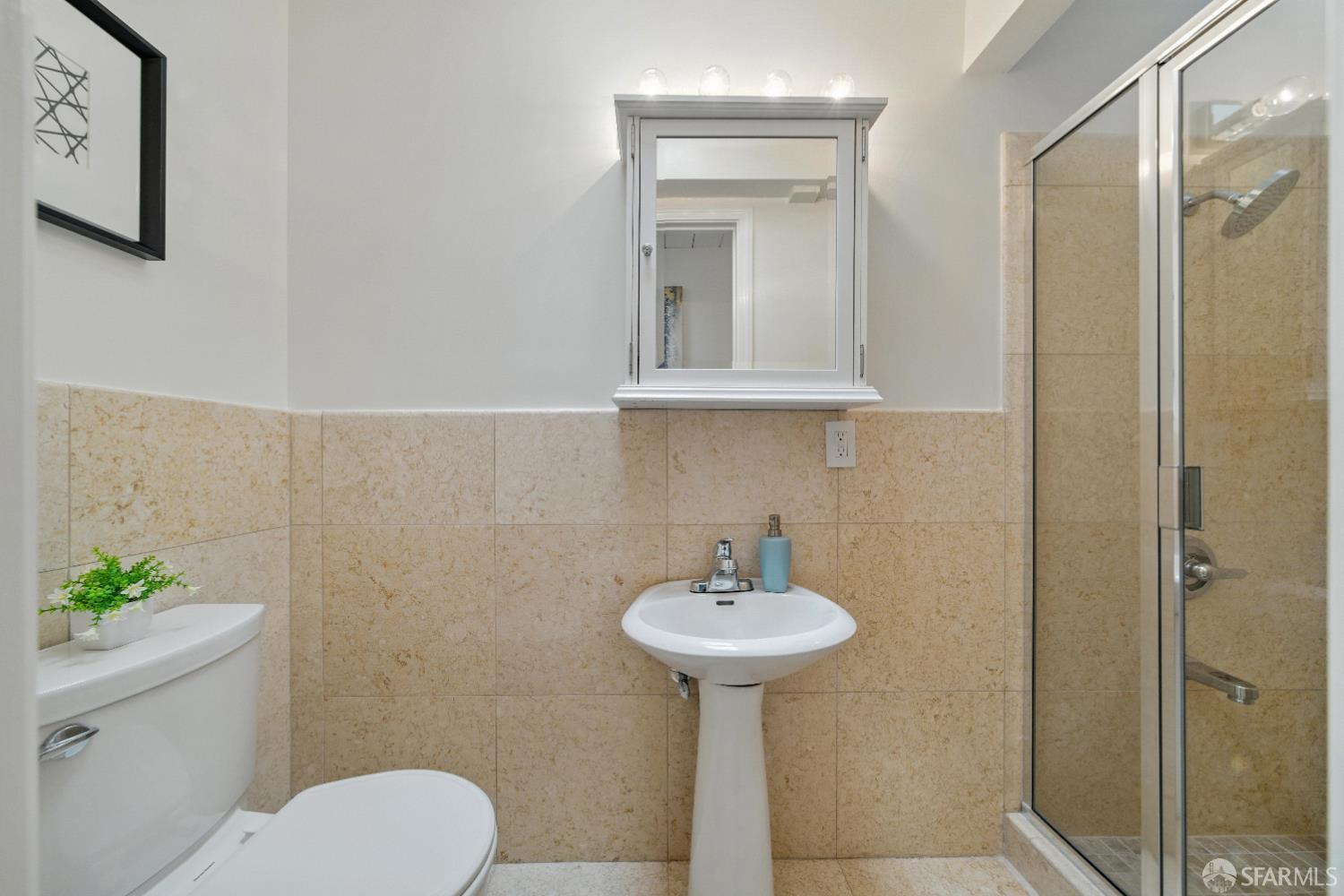 Detail Gallery Image 31 of 41 For 29 Cameo Way, San Francisco,  CA 94131 - 4 Beds | 2/1 Baths