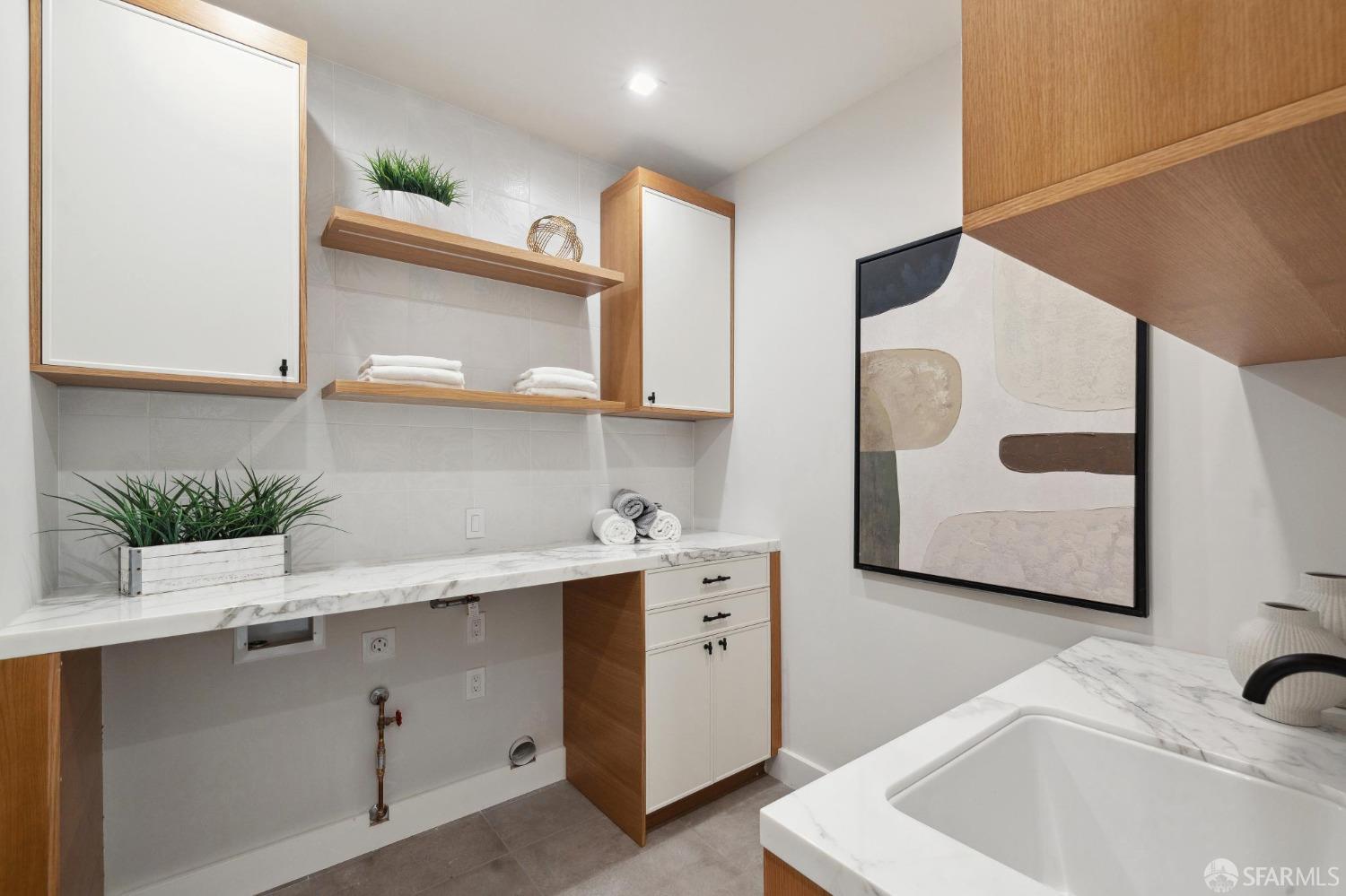 Detail Gallery Image 36 of 46 For 1910 Baker St, San Francisco,  CA 94115 - – Beds | – Baths
