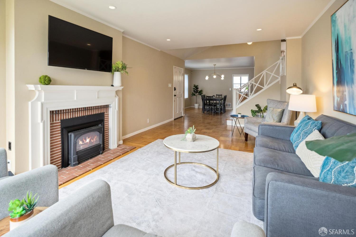 Detail Gallery Image 16 of 50 For 36 Eastgate Dr, Daly City,  CA 94015 - 2 Beds | 1/1 Baths