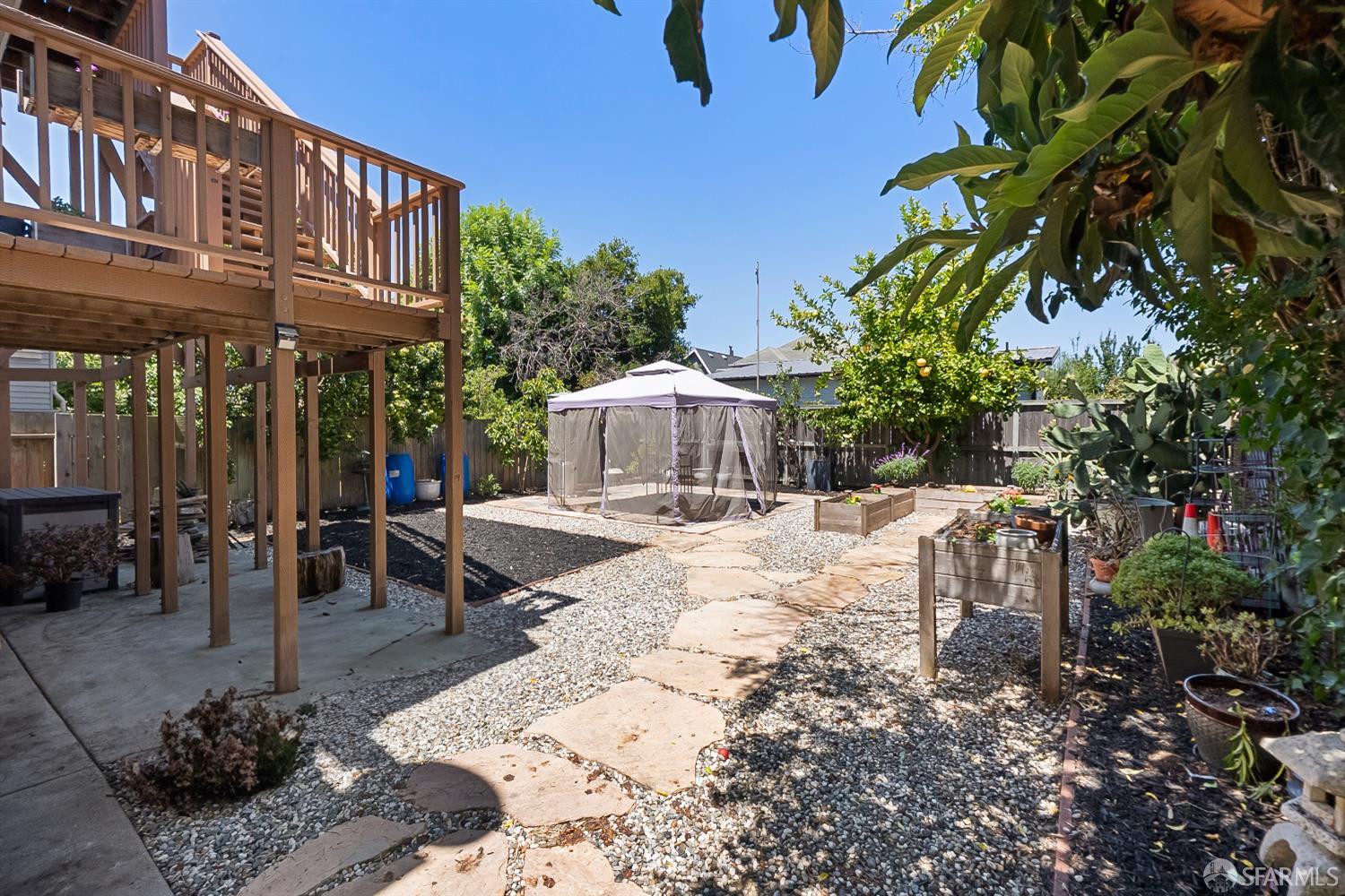 Detail Gallery Image 29 of 41 For 720 61st St, Oakland,  CA 94609 - 5 Beds | 3 Baths