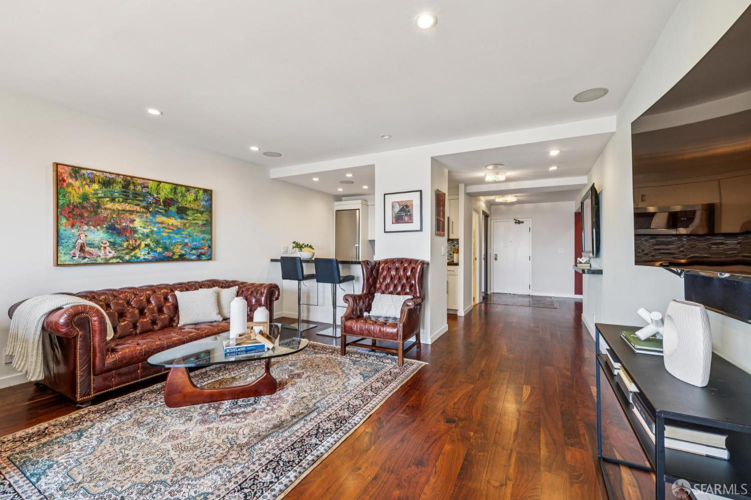 Detail Gallery Image 3 of 54 For 1177 California St #823,  San Francisco,  CA 94108 - 1 Beds | 1 Baths