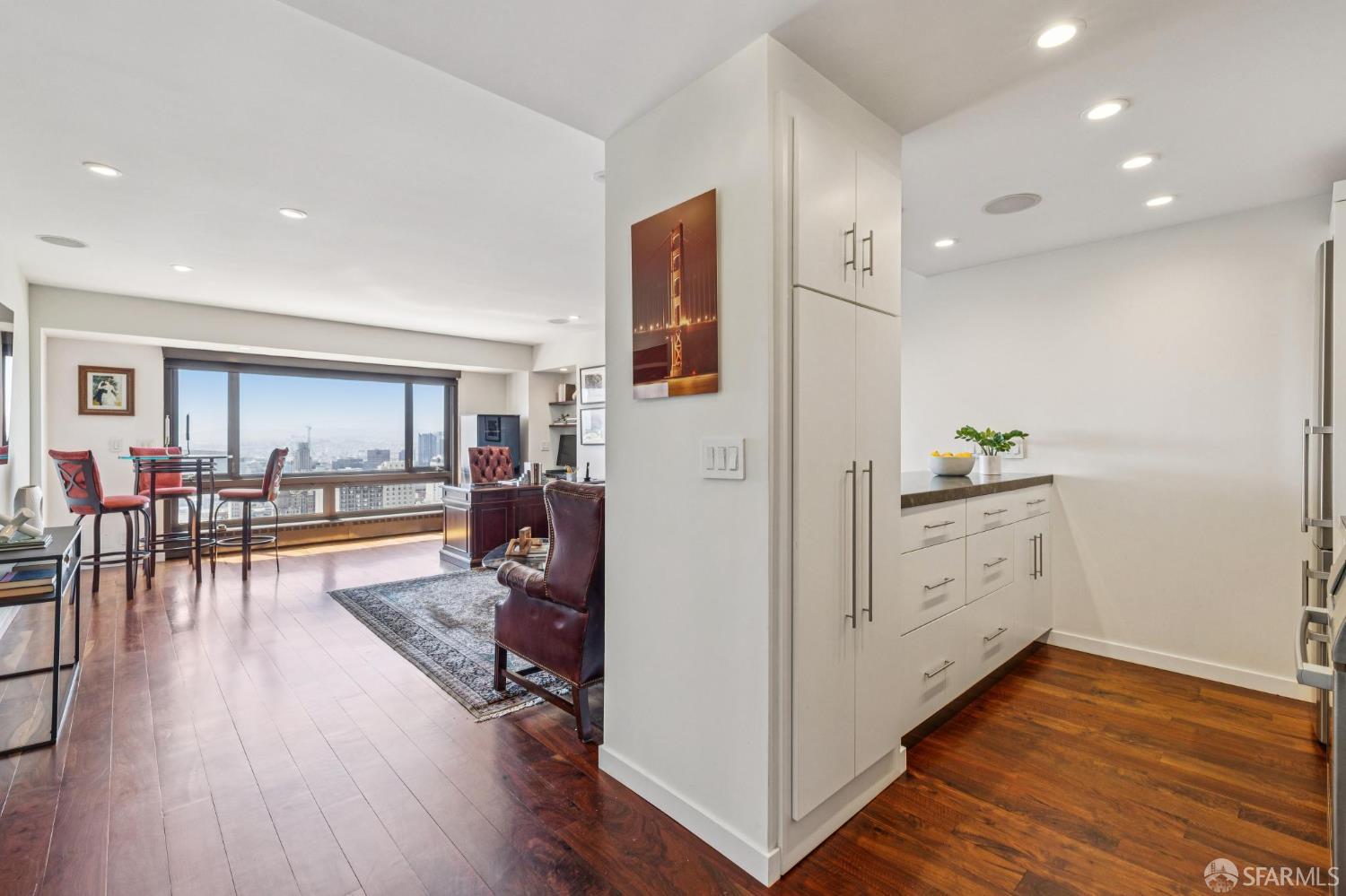 Detail Gallery Image 16 of 54 For 1177 California St #823,  San Francisco,  CA 94108 - 1 Beds | 1 Baths