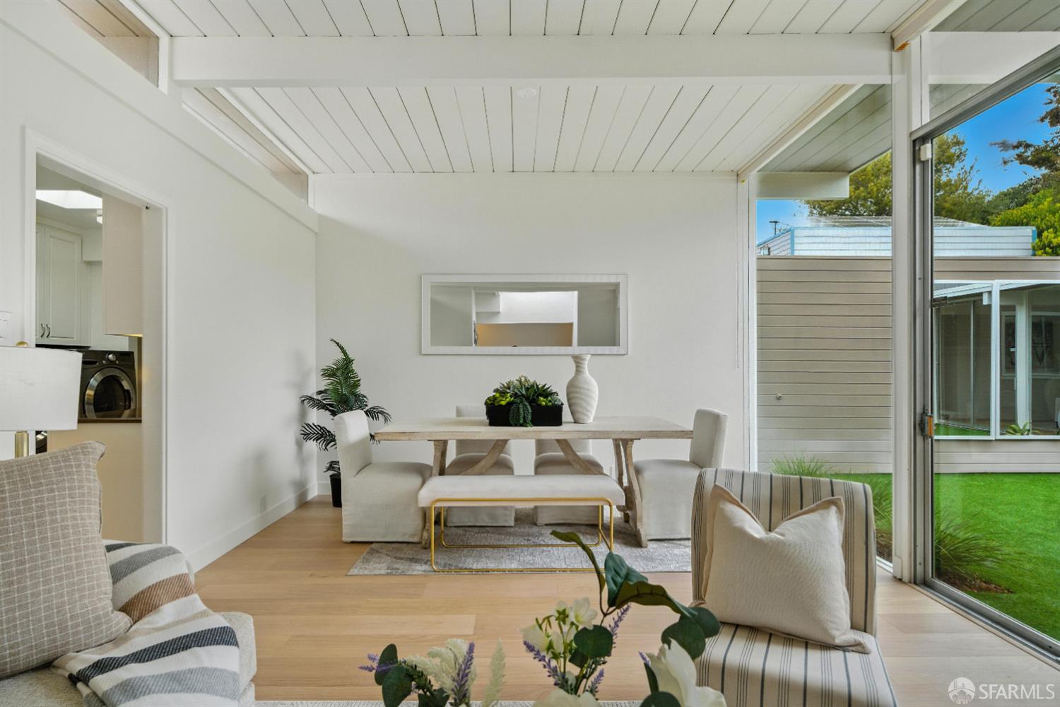 Detail Gallery Image 12 of 41 For 29 Cameo Way, San Francisco,  CA 94131 - 4 Beds | 2/1 Baths