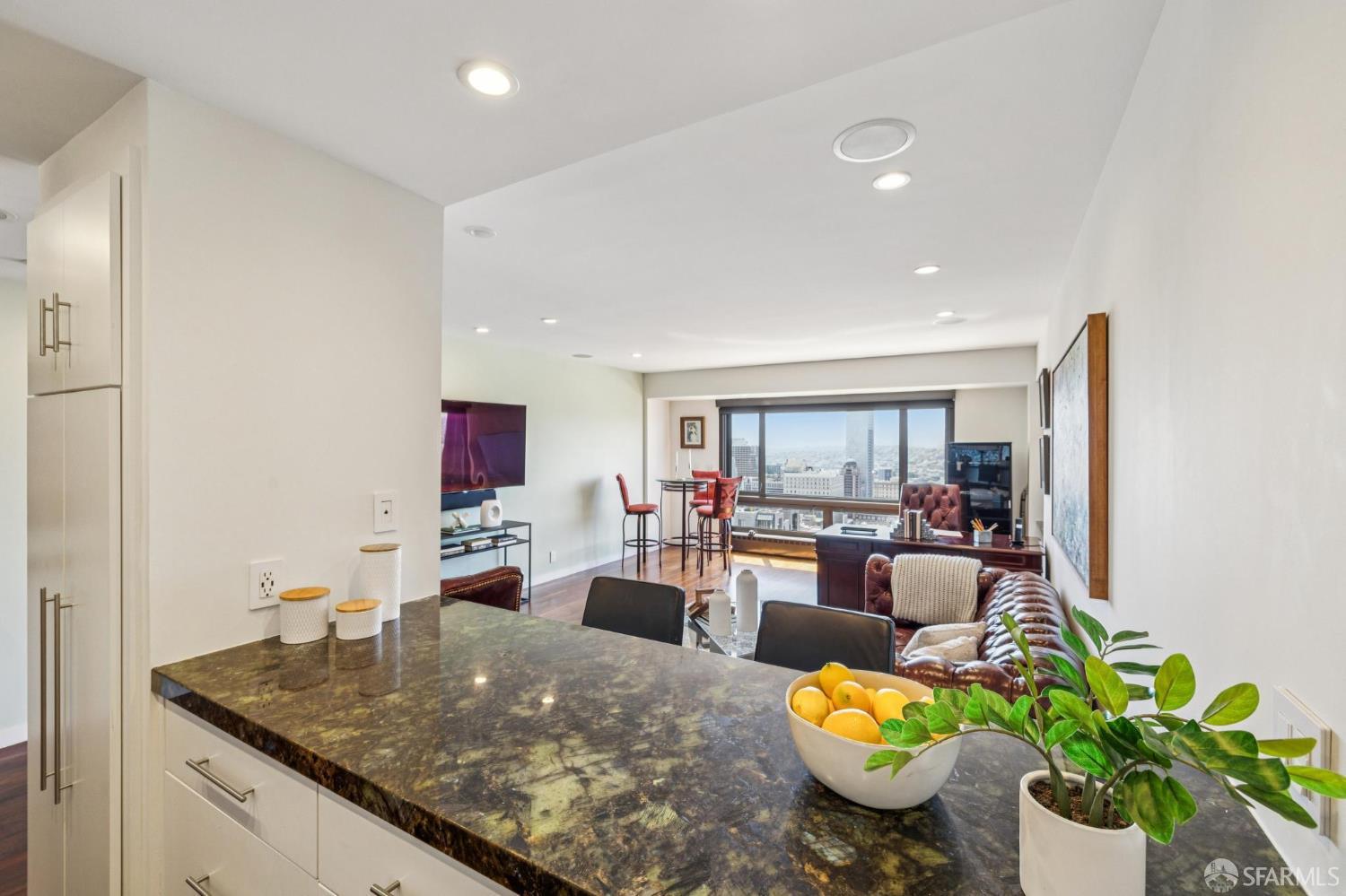 Detail Gallery Image 18 of 54 For 1177 California St #823,  San Francisco,  CA 94108 - 1 Beds | 1 Baths