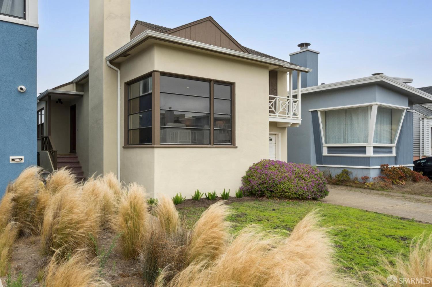 Detail Gallery Image 4 of 50 For 36 Eastgate Dr, Daly City,  CA 94015 - 2 Beds | 1/1 Baths