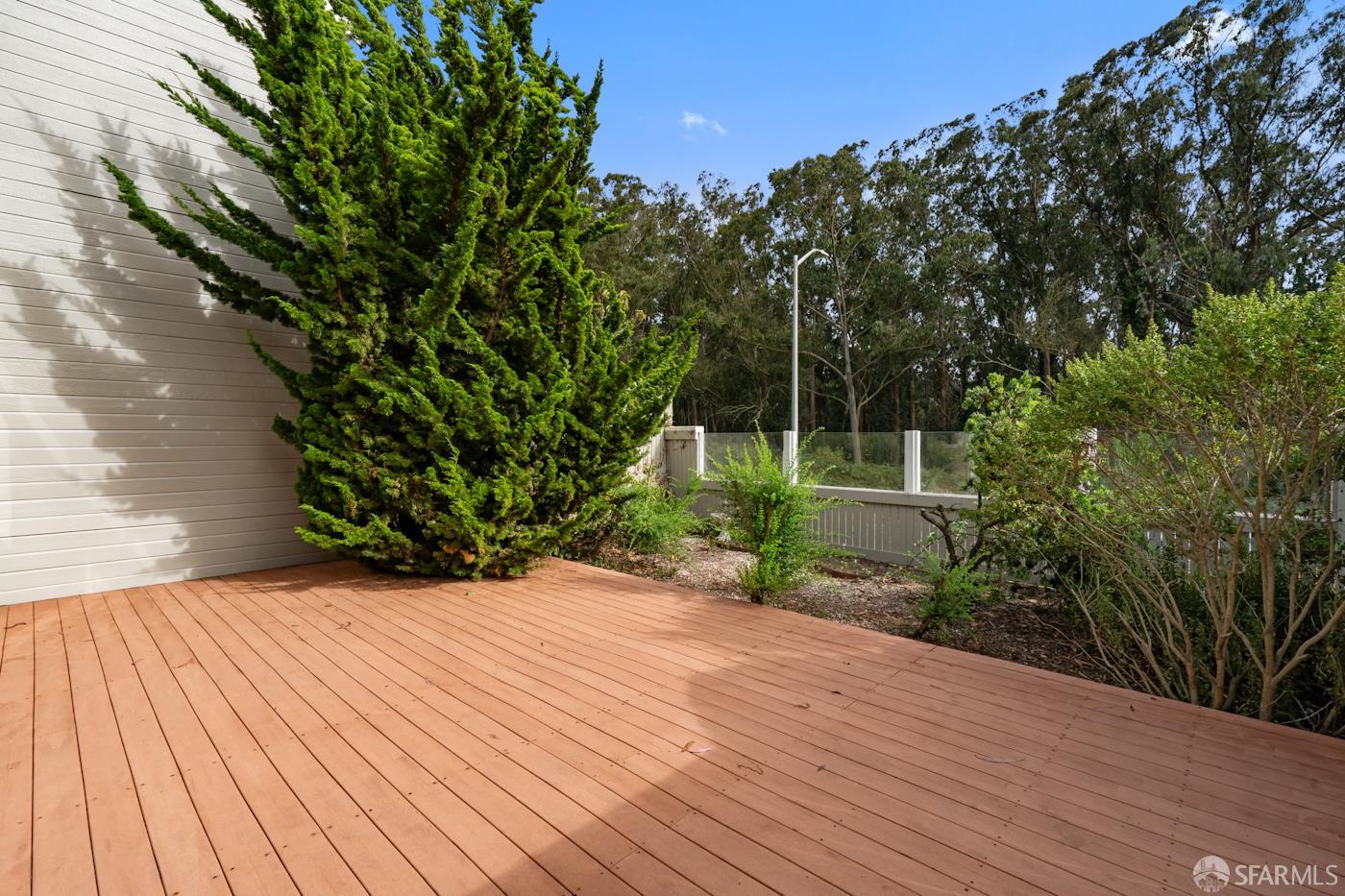 Detail Gallery Image 32 of 43 For 282 Greenview Dr, Daly City,  CA 94014 - 2 Beds | 3 Baths