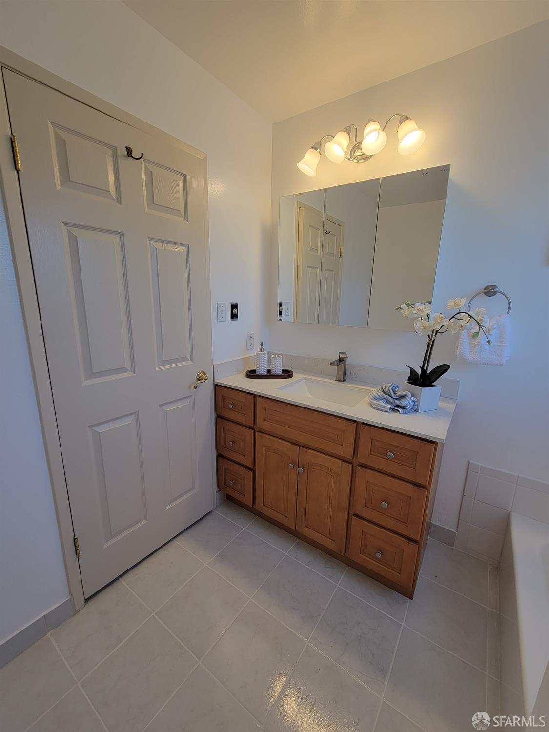 Detail Gallery Image 21 of 29 For 14850 Donna St, San Leandro,  CA 94578 - 3 Beds | 1/1 Baths