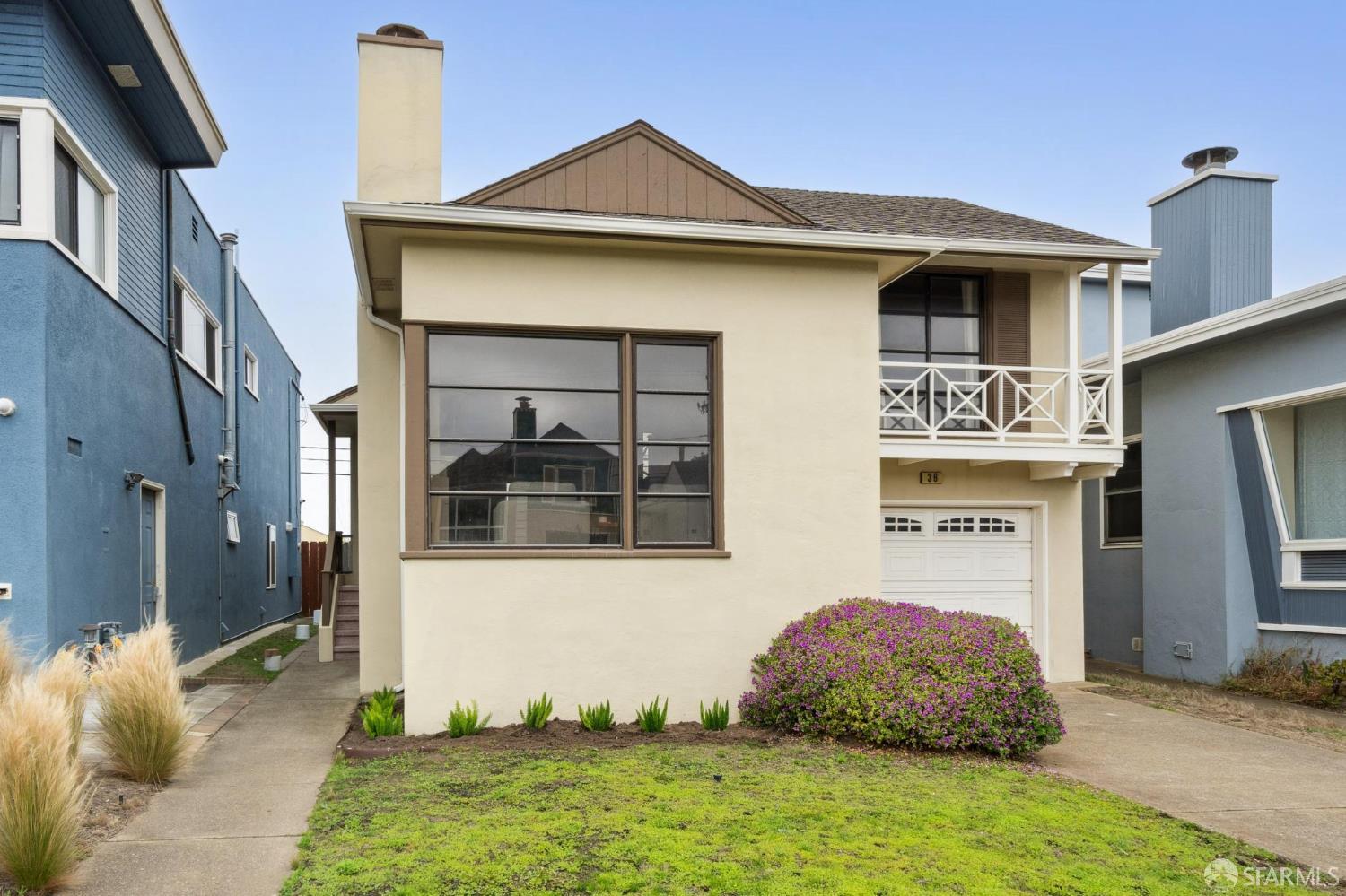 Detail Gallery Image 3 of 50 For 36 Eastgate Dr, Daly City,  CA 94015 - 2 Beds | 1/1 Baths