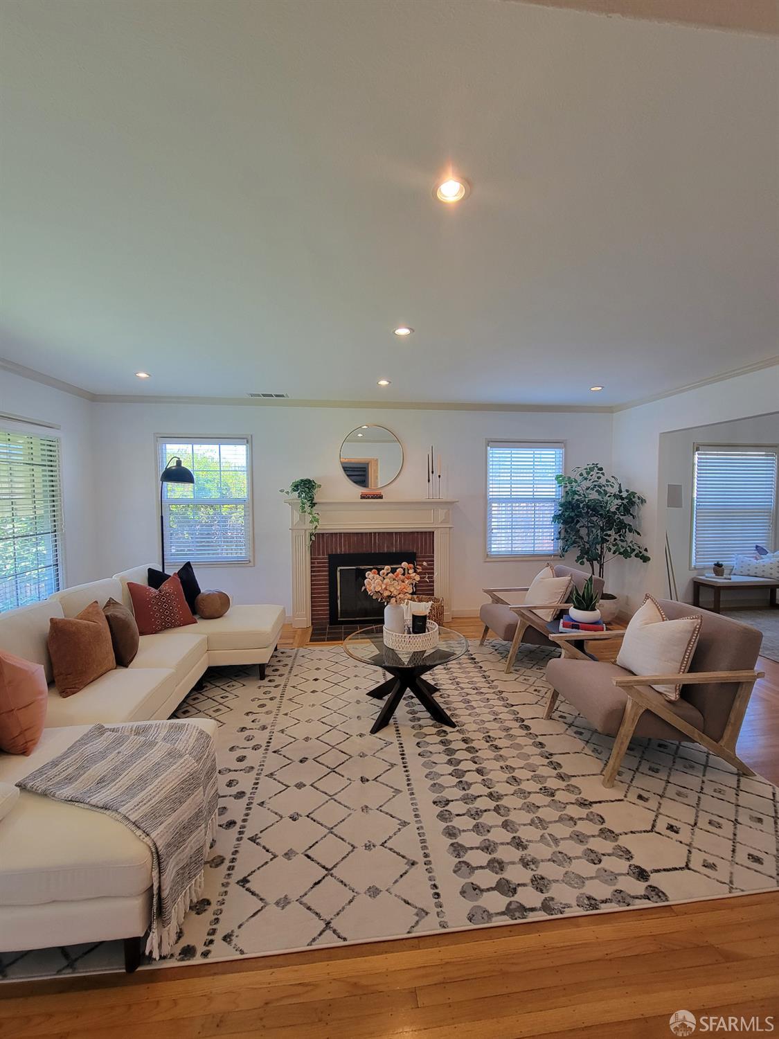 Detail Gallery Image 7 of 29 For 14850 Donna St, San Leandro,  CA 94578 - 3 Beds | 1/1 Baths