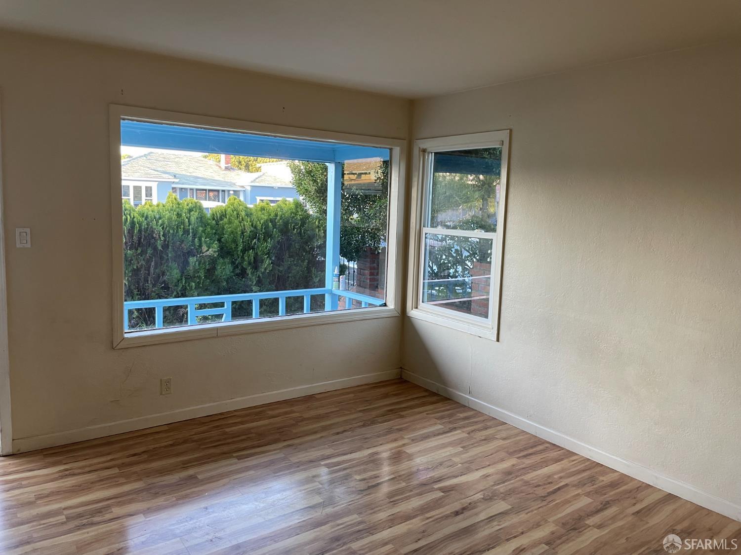 Detail Gallery Image 8 of 20 For 1902 Dunn Ave, Richmond,  CA 94801 - 2 Beds | 2 Baths