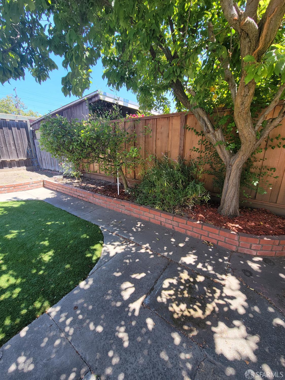 Detail Gallery Image 23 of 29 For 14850 Donna St, San Leandro,  CA 94578 - 3 Beds | 1/1 Baths