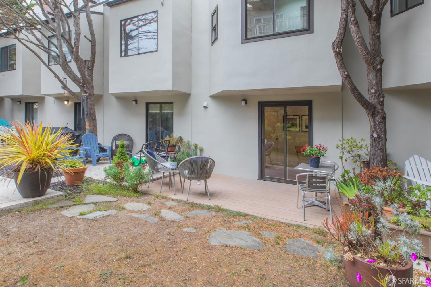 Detail Gallery Image 22 of 35 For 1200 Clayton St #12,  San Francisco,  CA 94114 - 1 Beds | 1 Baths