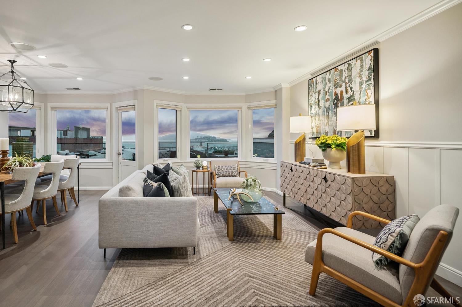 Detail Gallery Image 10 of 82 For 844 North Point St, San Francisco,  CA 94109 - 2 Beds | 2 Baths