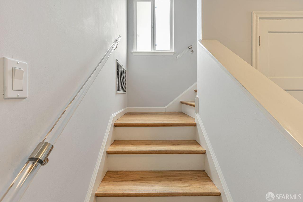 Detail Gallery Image 11 of 27 For 759 Maddux Dr, Daly City,  CA 94015 - 4 Beds | 2 Baths