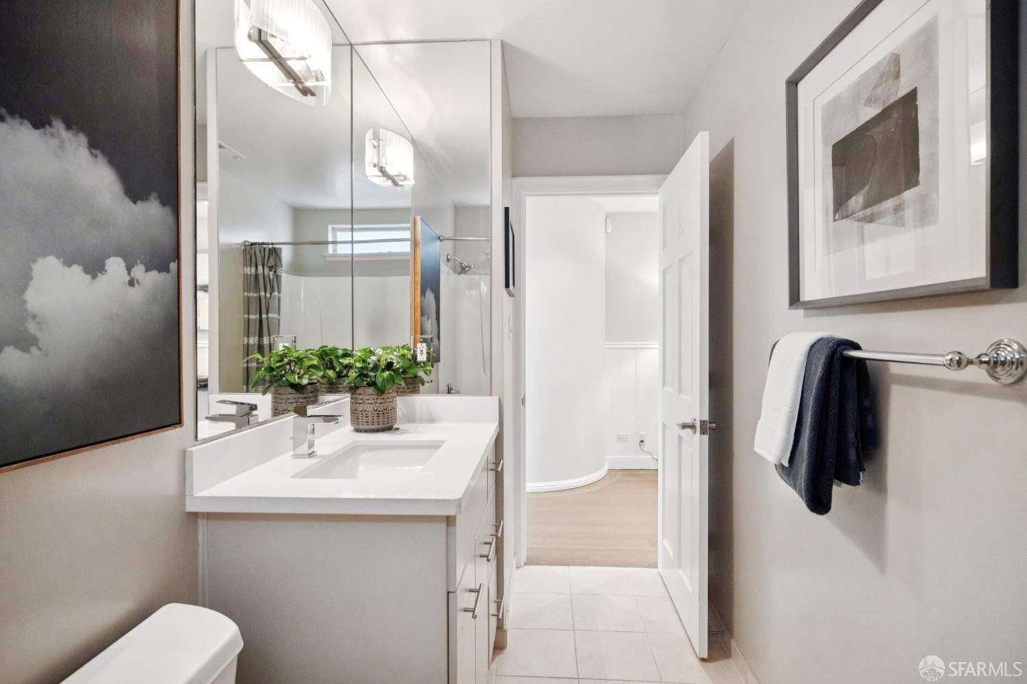 Detail Gallery Image 33 of 82 For 844 North Point St, San Francisco,  CA 94109 - 2 Beds | 2 Baths