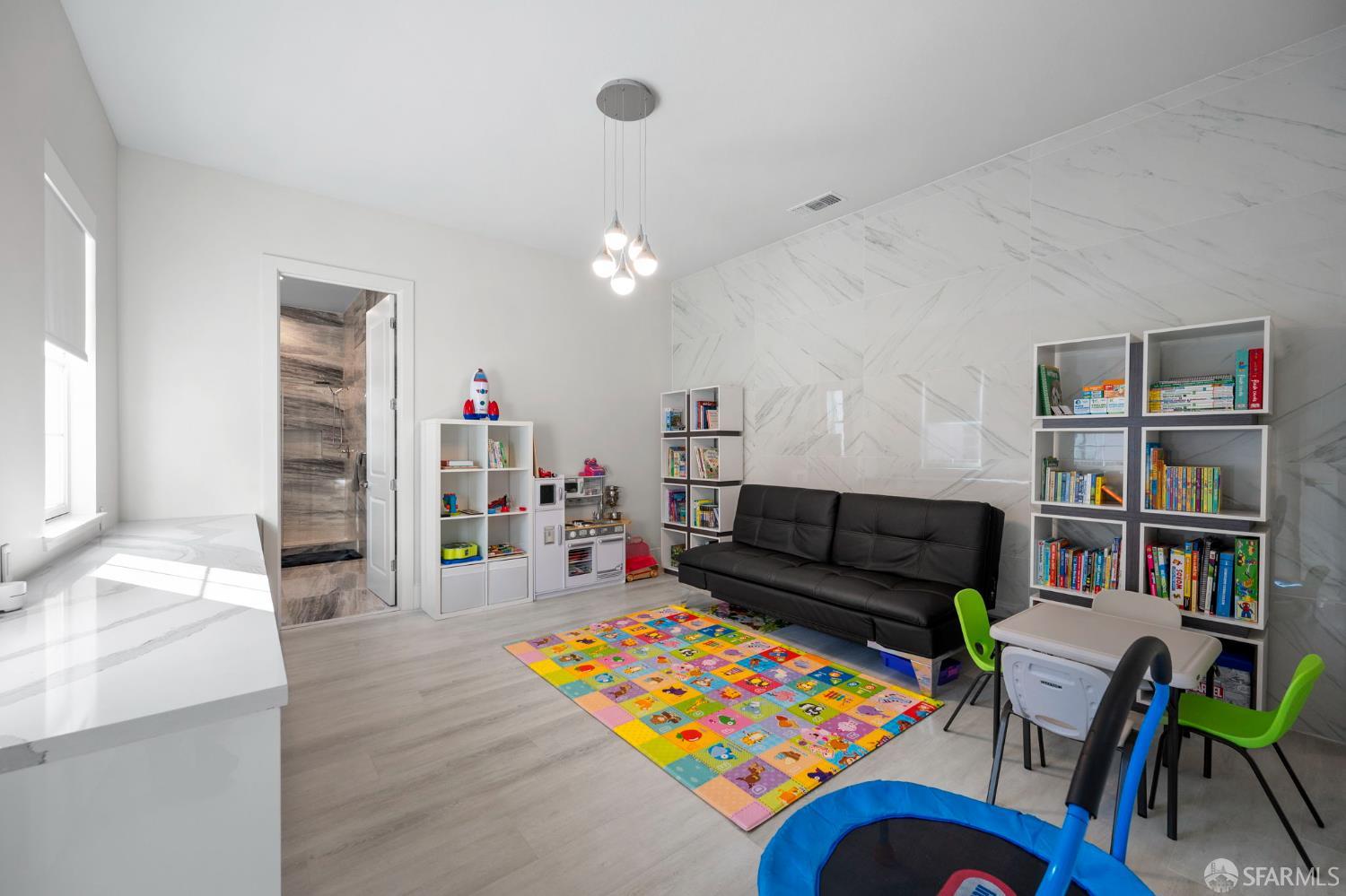 Detail Gallery Image 35 of 57 For 37 Big Rock Rd, Orinda,  CA 94563 - 5 Beds | 3/1 Baths