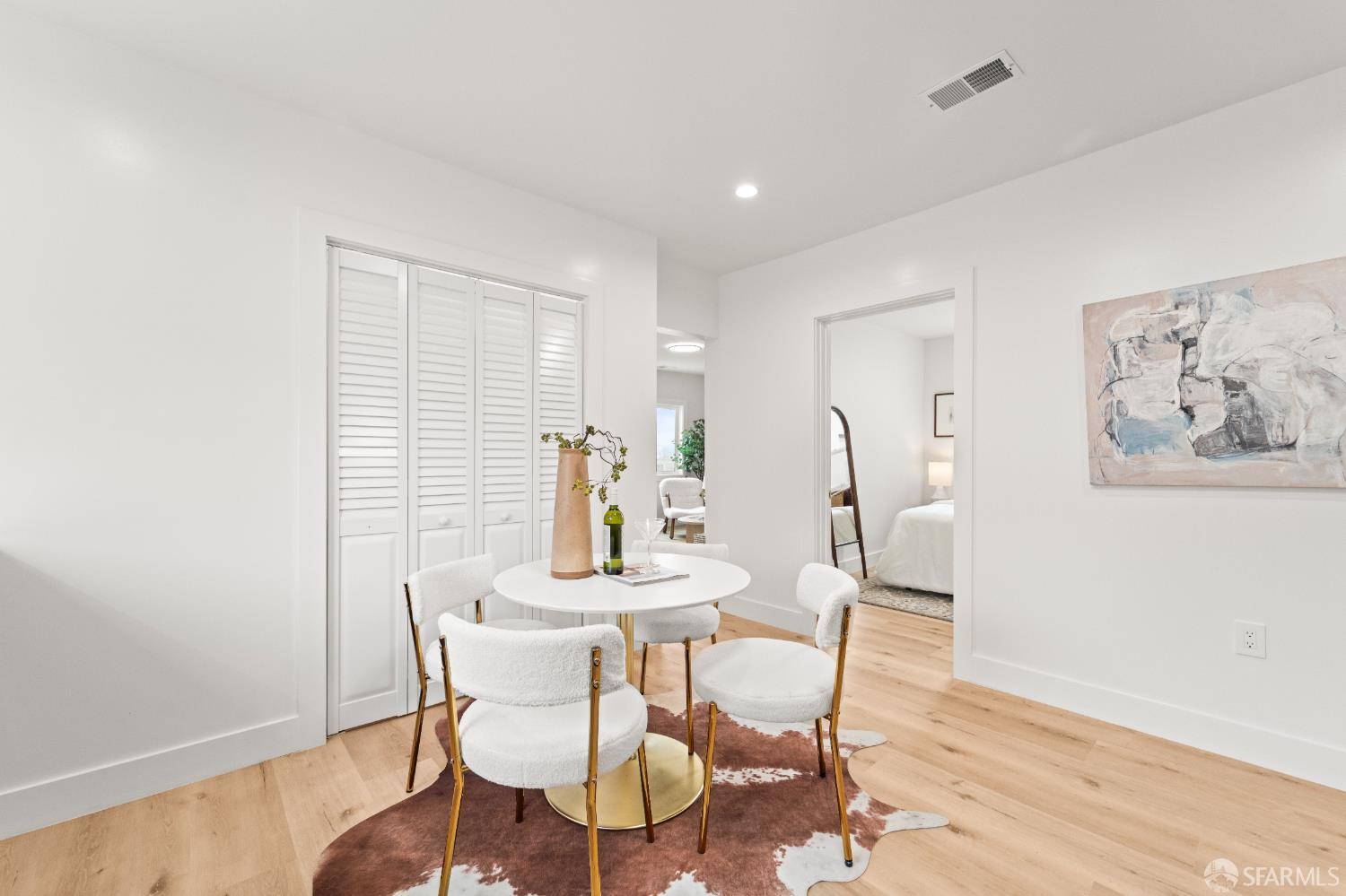 Detail Gallery Image 8 of 59 For 611 Hillside Blvd, Daly City,  CA 94014 - 4 Beds | 2 Baths