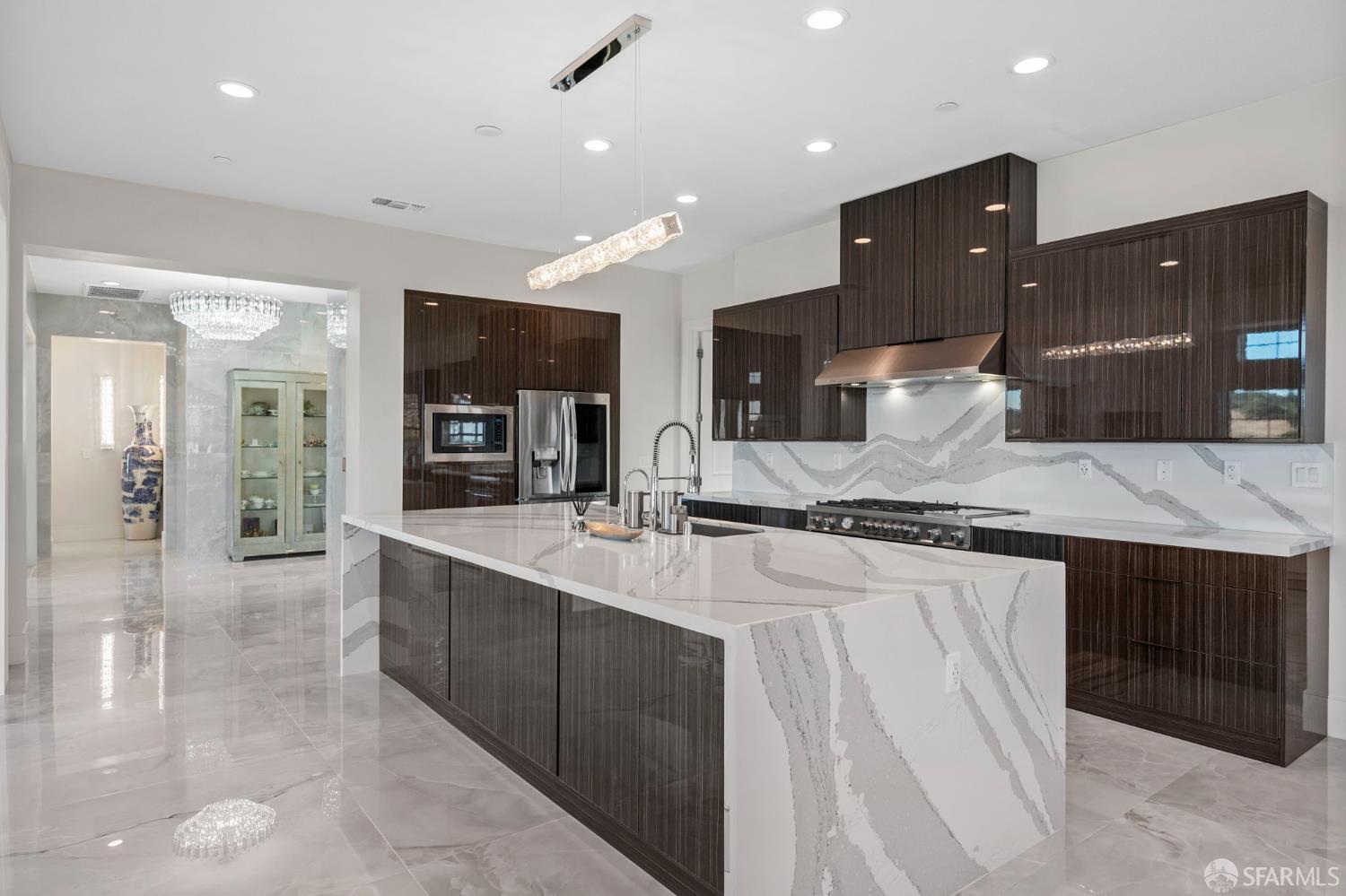 Detail Gallery Image 20 of 57 For 37 Big Rock Rd, Orinda,  CA 94563 - 5 Beds | 3/1 Baths