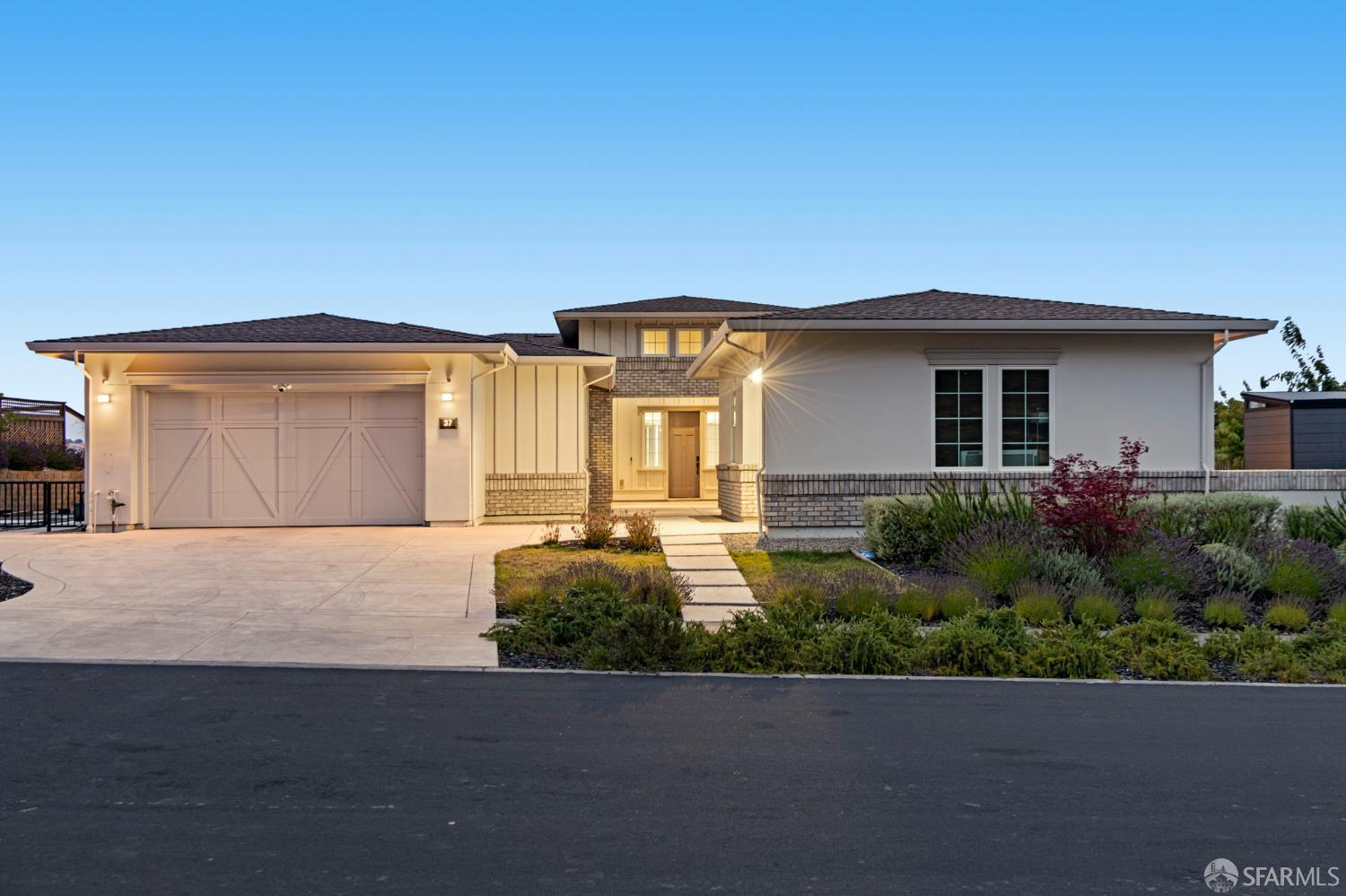 Detail Gallery Image 5 of 57 For 37 Big Rock Rd, Orinda,  CA 94563 - 5 Beds | 3/1 Baths