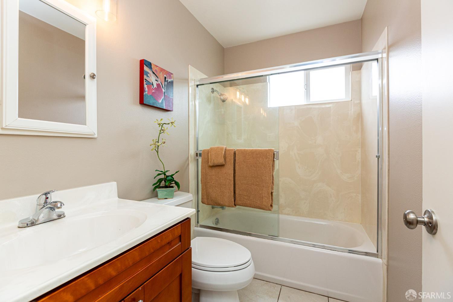 Detail Gallery Image 13 of 23 For 3811 Madera Way, San Bruno,  CA 94066 - 3 Beds | 2 Baths