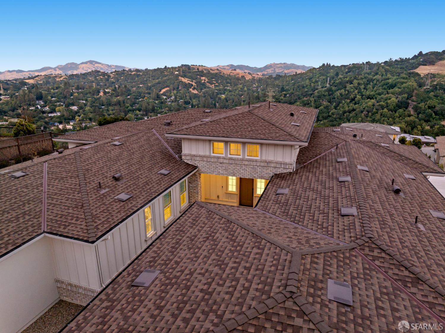 Detail Gallery Image 44 of 57 For 37 Big Rock Rd, Orinda,  CA 94563 - 5 Beds | 3/1 Baths