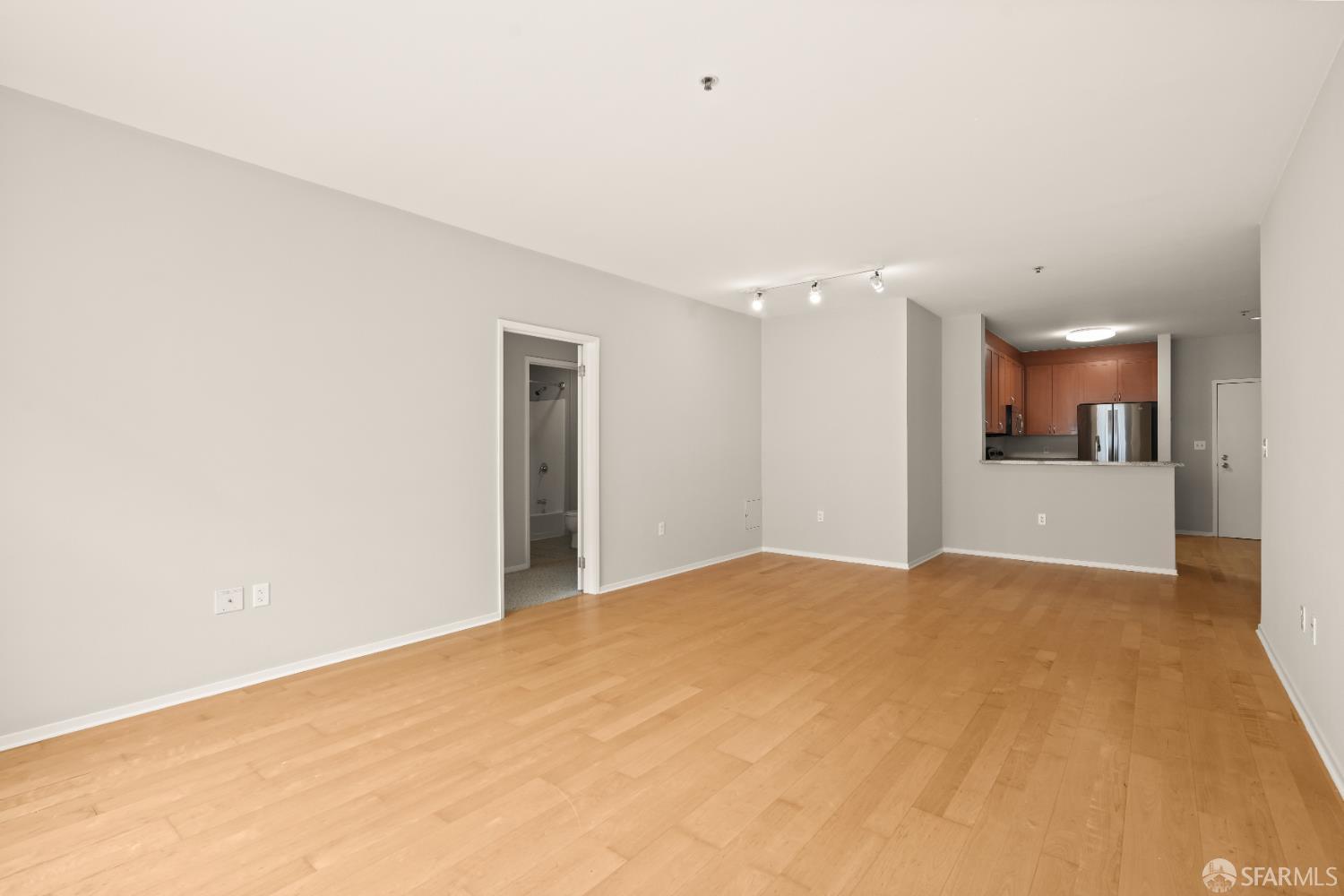 Detail Gallery Image 5 of 30 For 821 Folsom St #202,  San Francisco,  CA 94107 - 2 Beds | 2 Baths