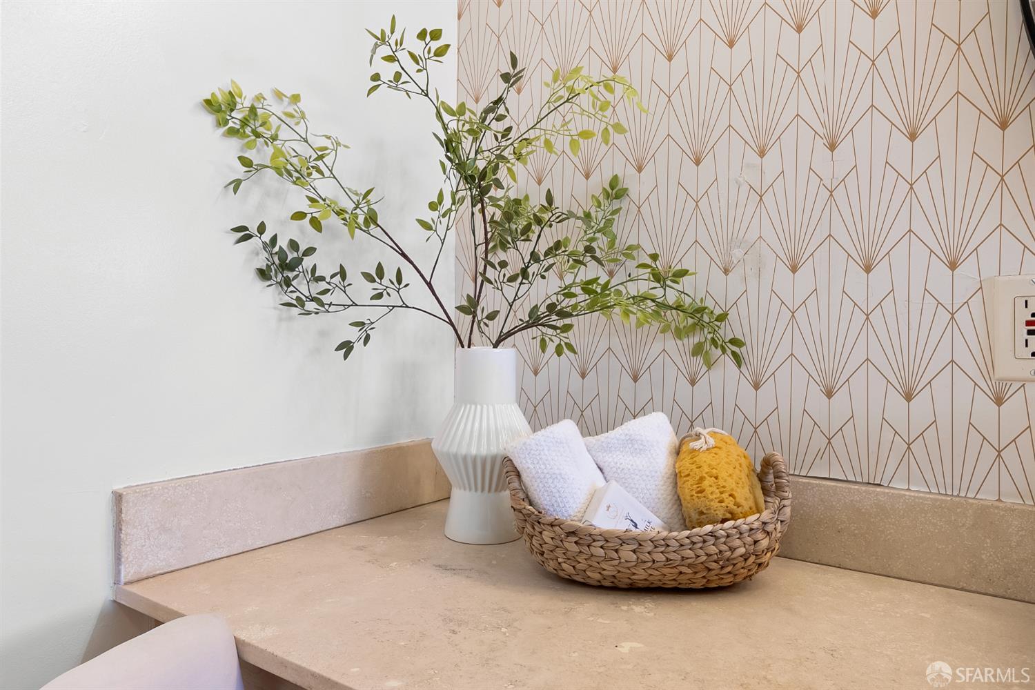 Detail Gallery Image 20 of 41 For 720 61st St, Oakland,  CA 94609 - – Beds | – Baths