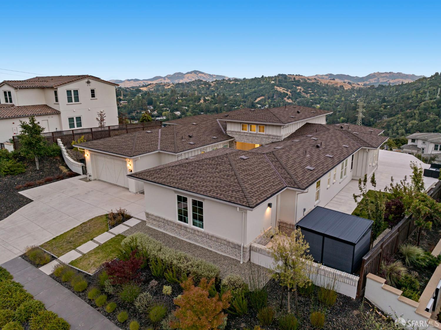 Detail Gallery Image 42 of 57 For 37 Big Rock Rd, Orinda,  CA 94563 - 5 Beds | 3/1 Baths