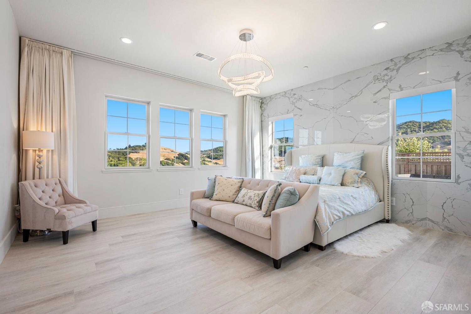 Detail Gallery Image 24 of 57 For 37 Big Rock Rd, Orinda,  CA 94563 - 5 Beds | 3/1 Baths