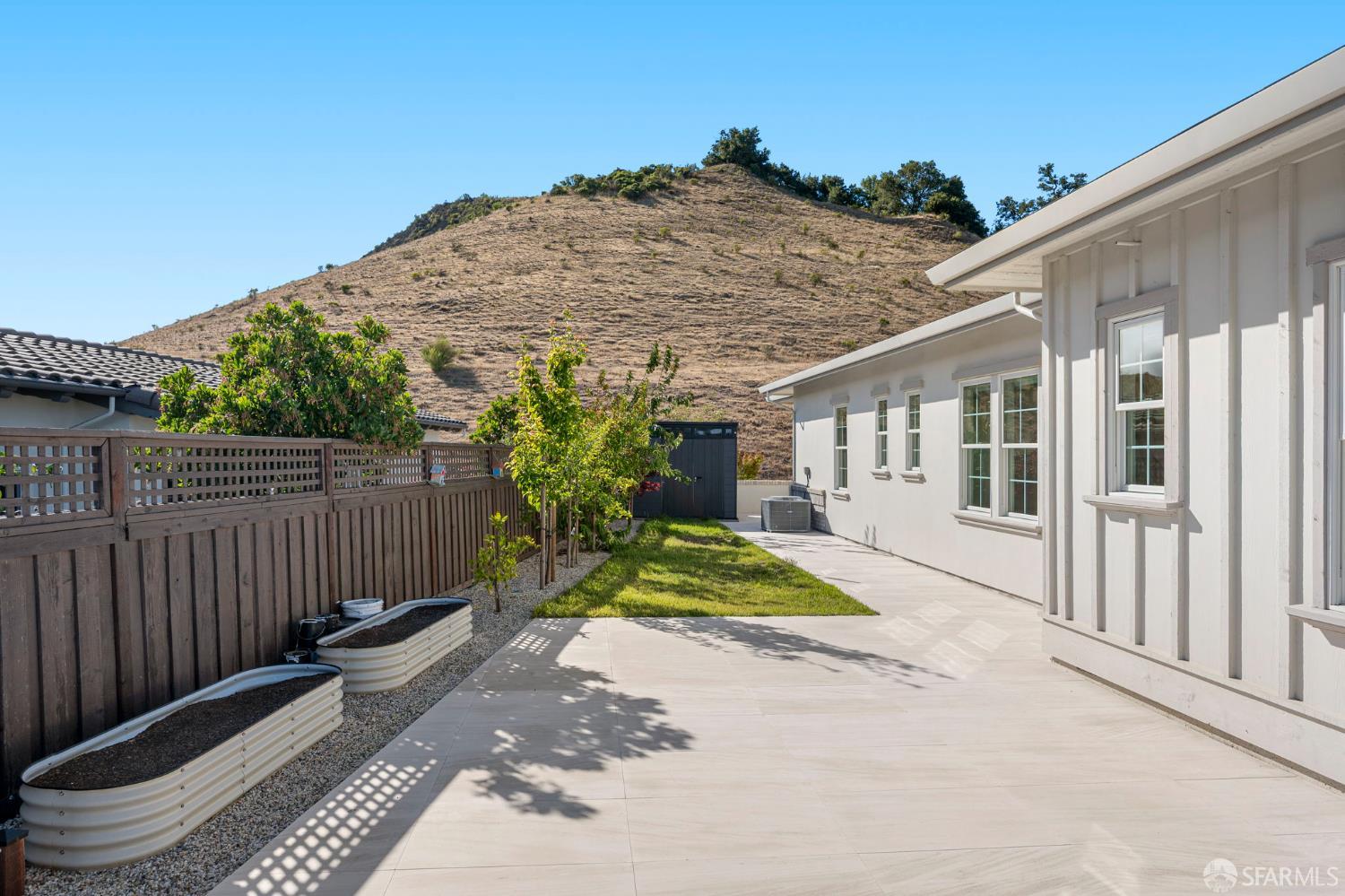 Detail Gallery Image 47 of 57 For 37 Big Rock Rd, Orinda,  CA 94563 - 5 Beds | 3/1 Baths