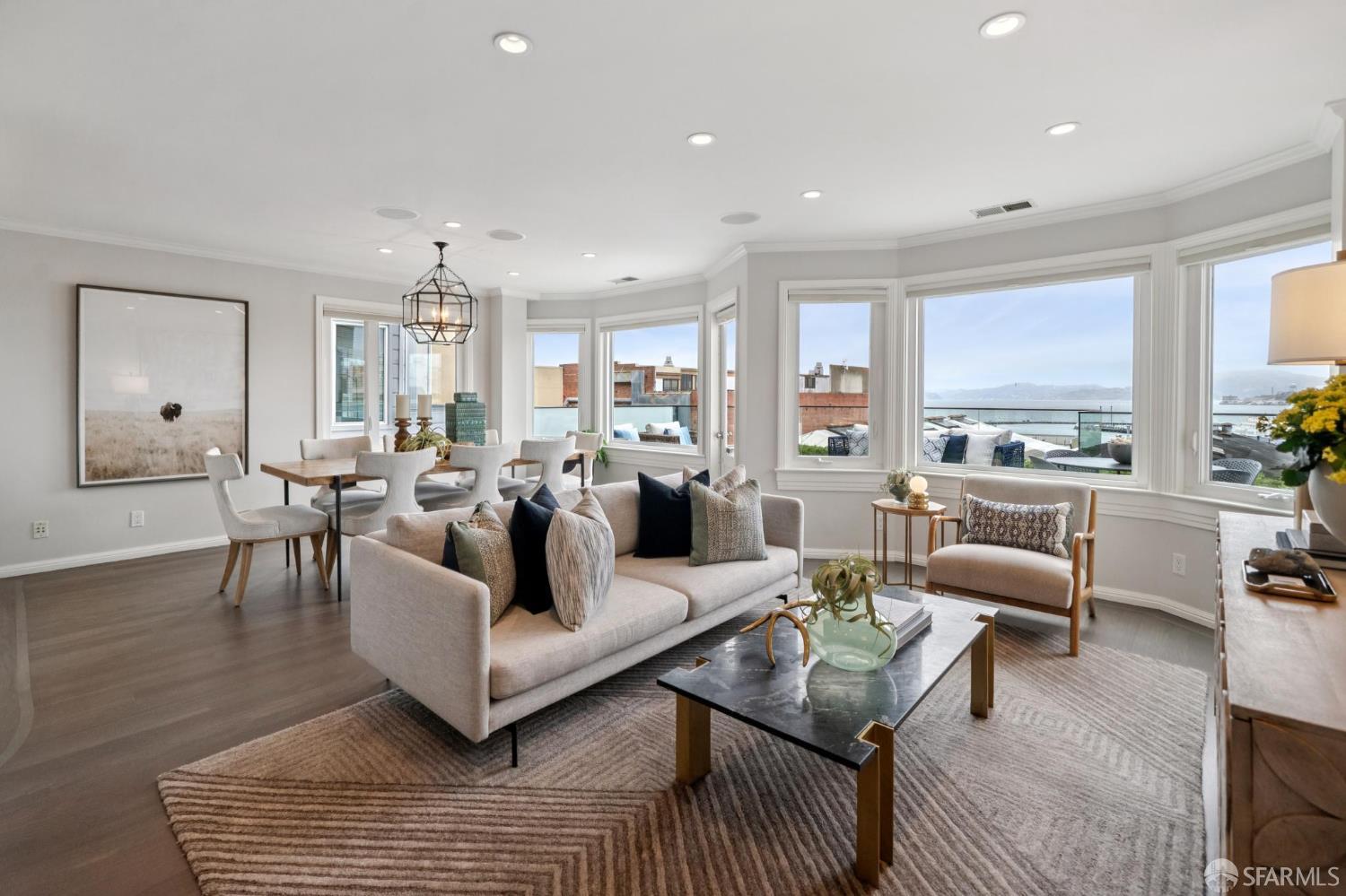 Detail Gallery Image 8 of 82 For 844 North Point St, San Francisco,  CA 94109 - 2 Beds | 2 Baths