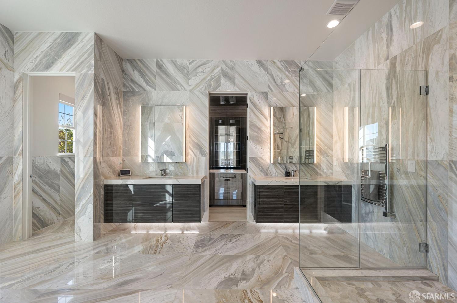 Detail Gallery Image 27 of 57 For 37 Big Rock Rd, Orinda,  CA 94563 - 5 Beds | 3/1 Baths