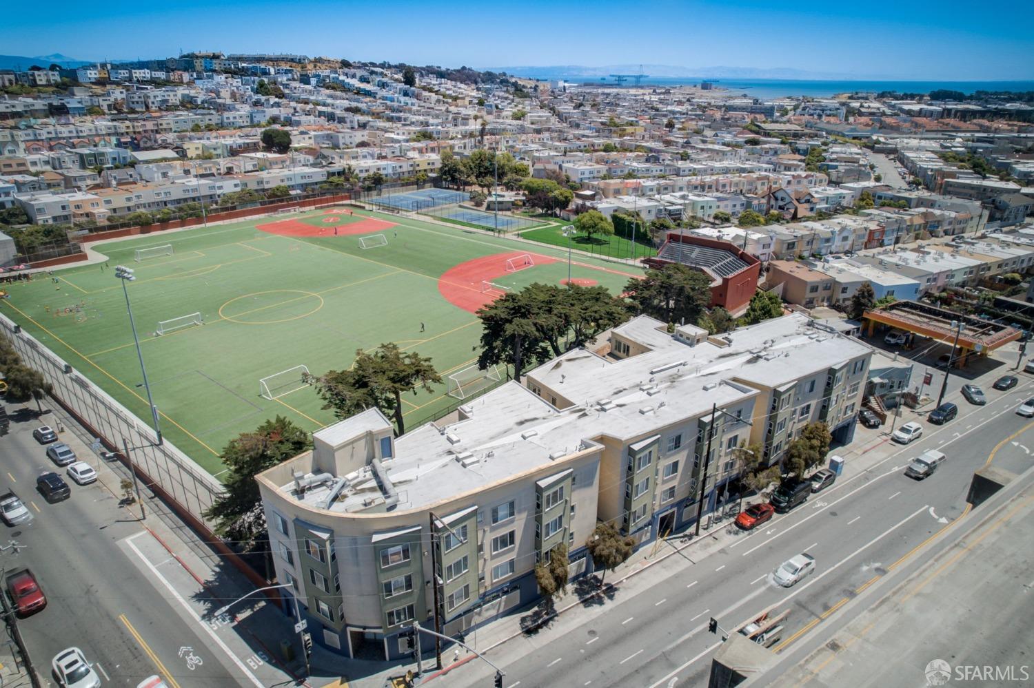 Detail Gallery Image 22 of 22 For 901 Bayshore Blvd #307,  San Francisco,  CA 94124 - 2 Beds | 2 Baths