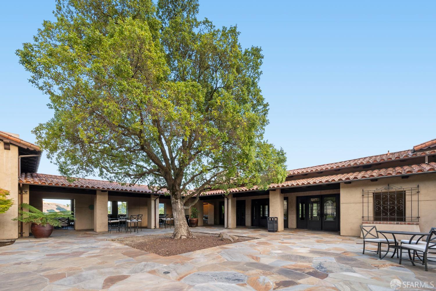 Detail Gallery Image 50 of 57 For 37 Big Rock Rd, Orinda,  CA 94563 - 5 Beds | 3/1 Baths